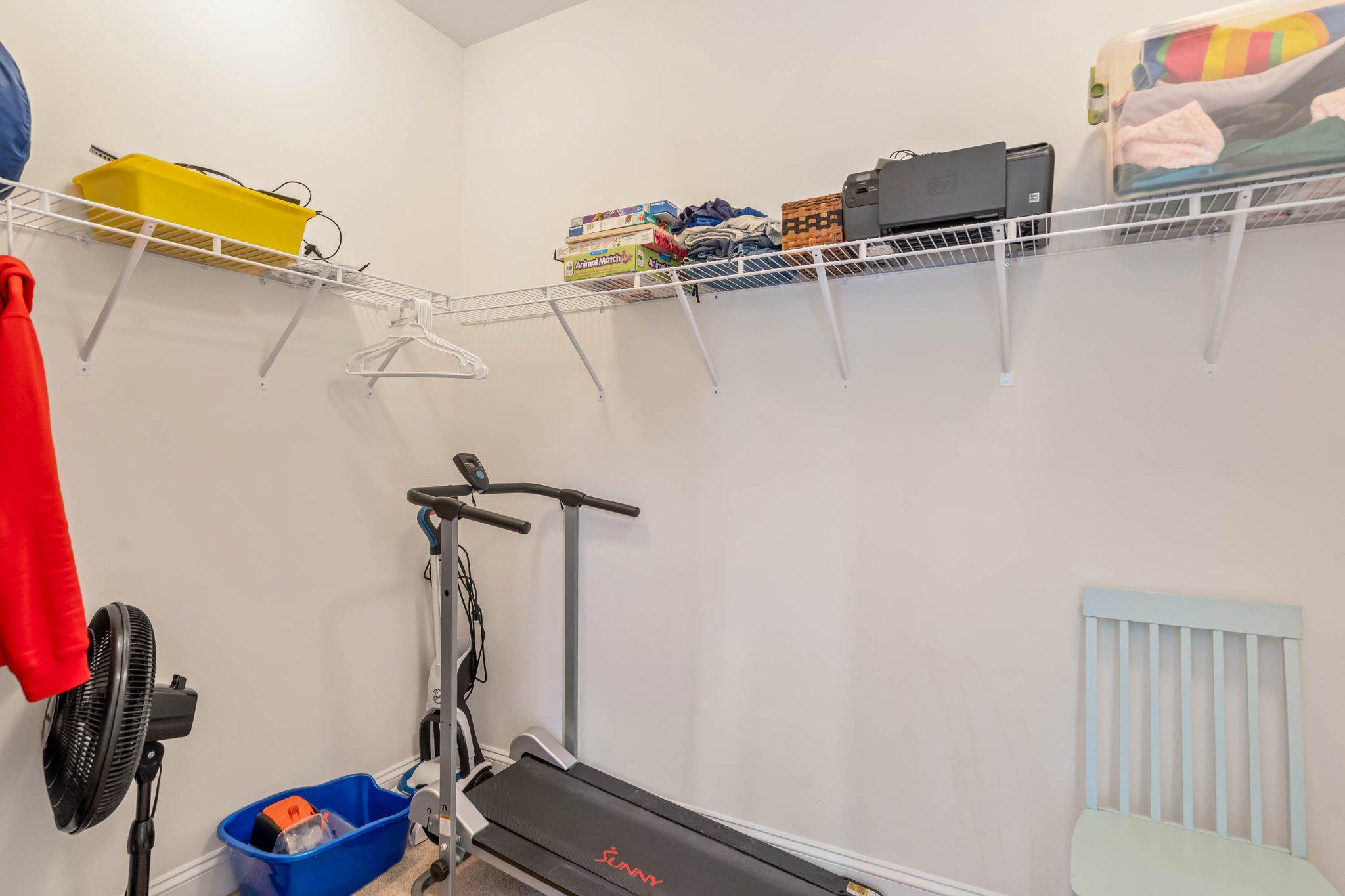 CAPTAINS WAY - Residential