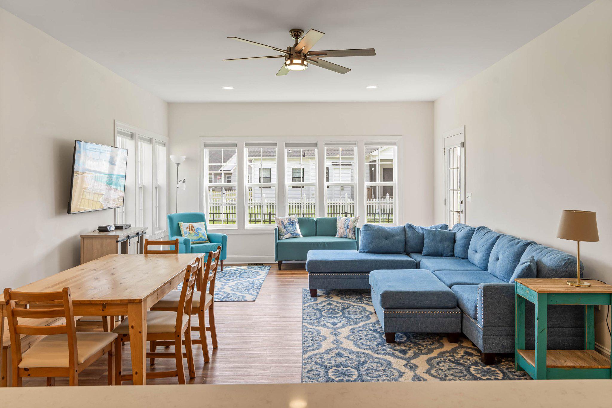 CAPTAINS WAY - Residential