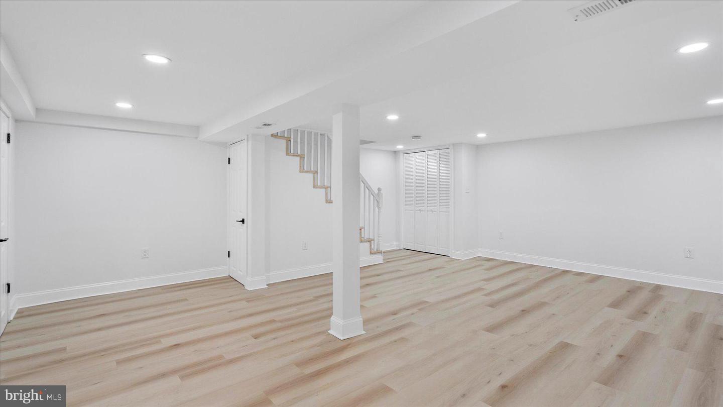 DUNDALK - Residential Lease