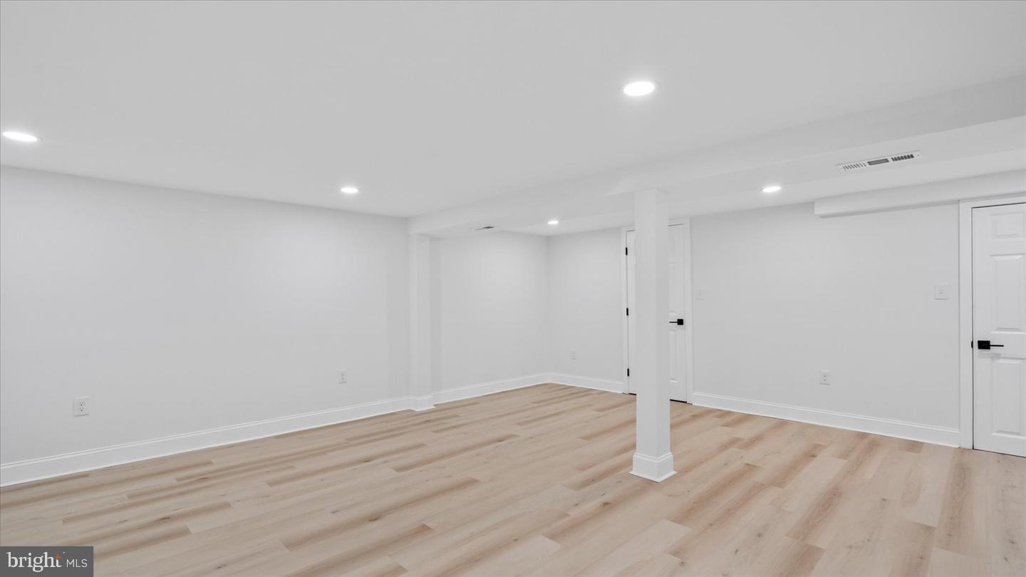 DUNDALK - Residential Lease