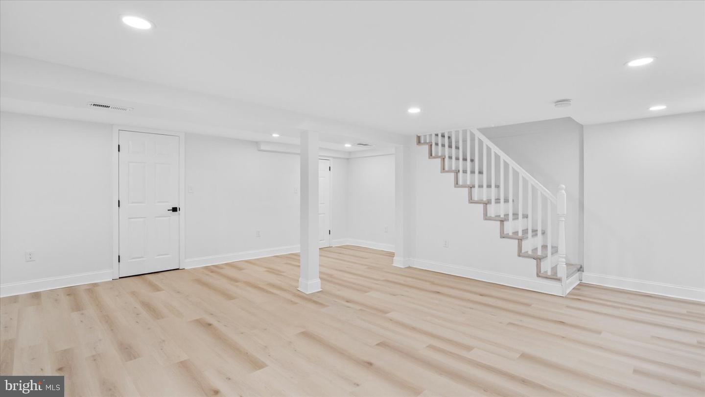 DUNDALK - Residential Lease