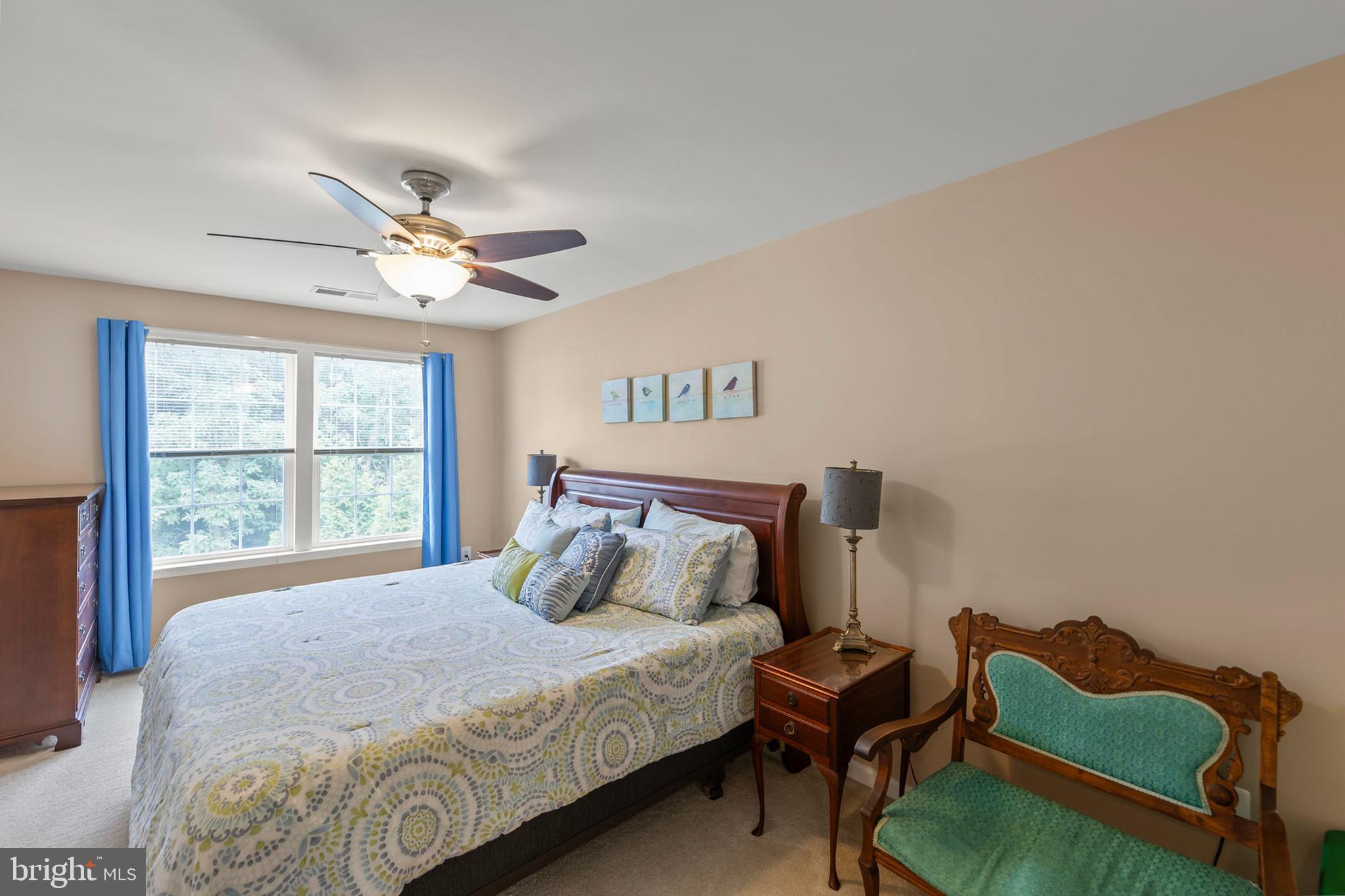 ROLLING HILLS ESTATES - Residential