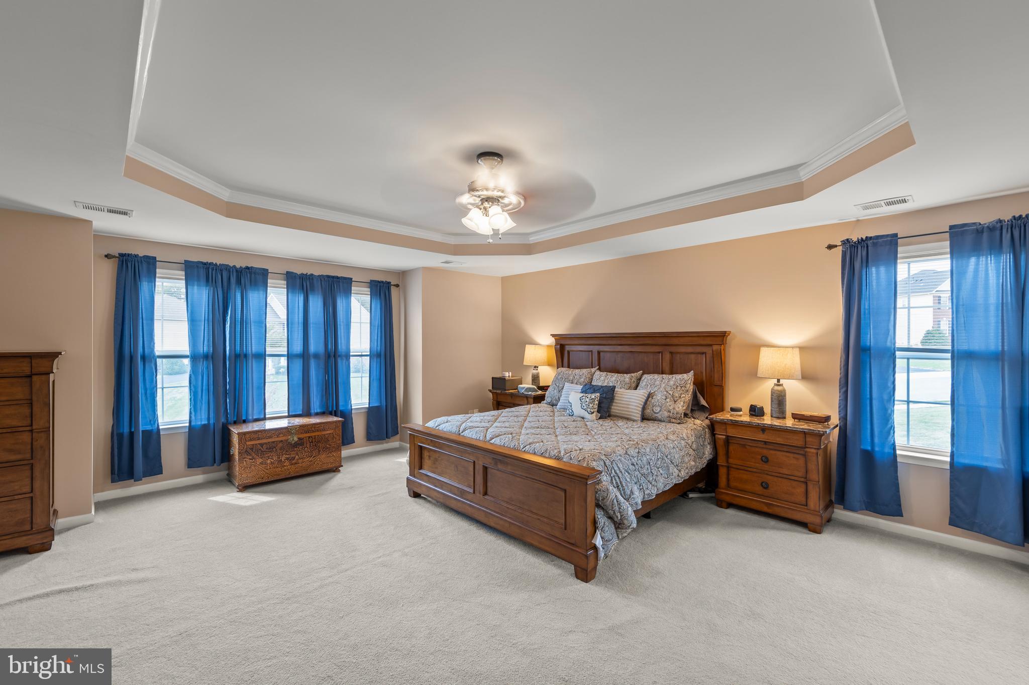 ROLLING HILLS ESTATES - Residential