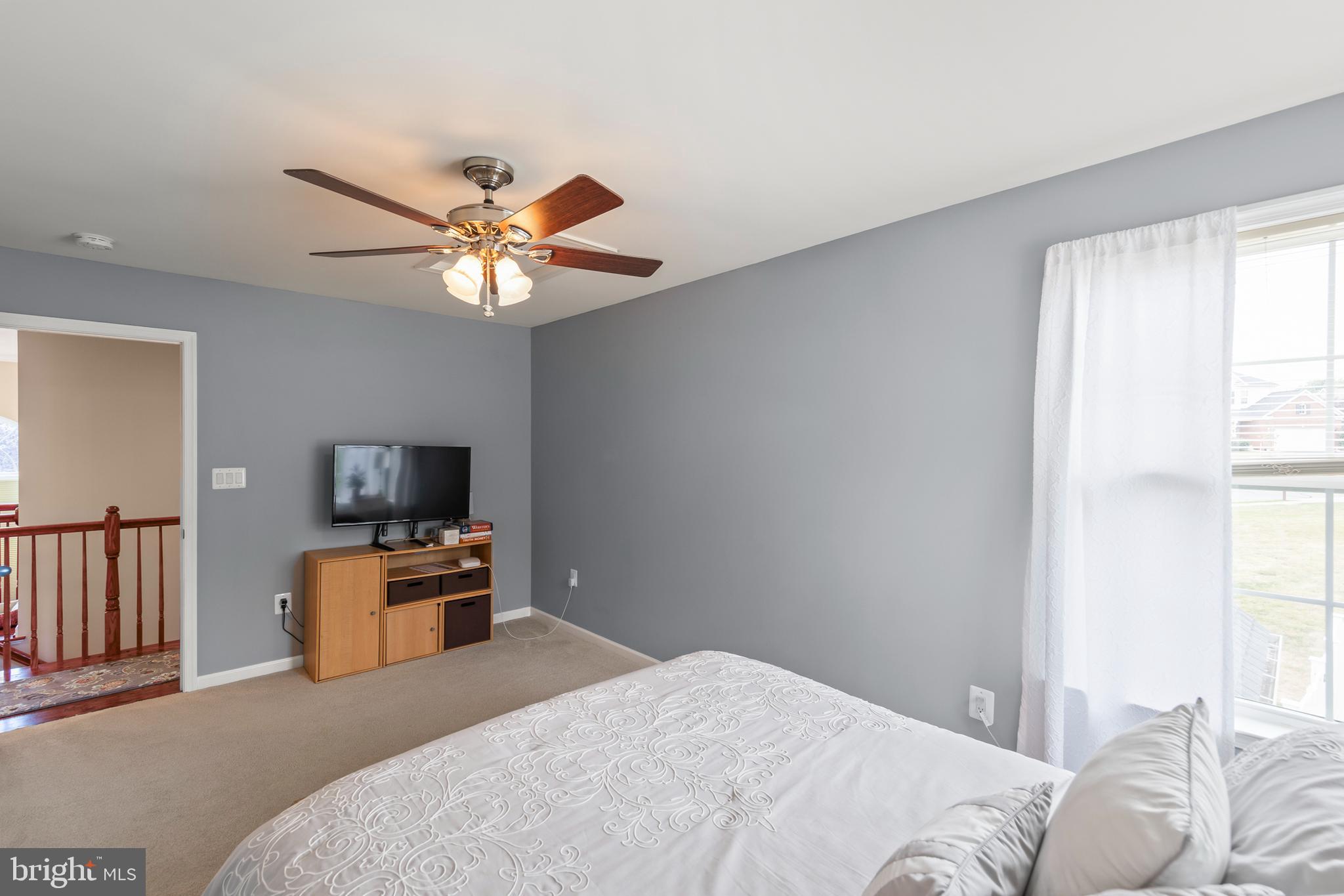 ROLLING HILLS ESTATES - Residential