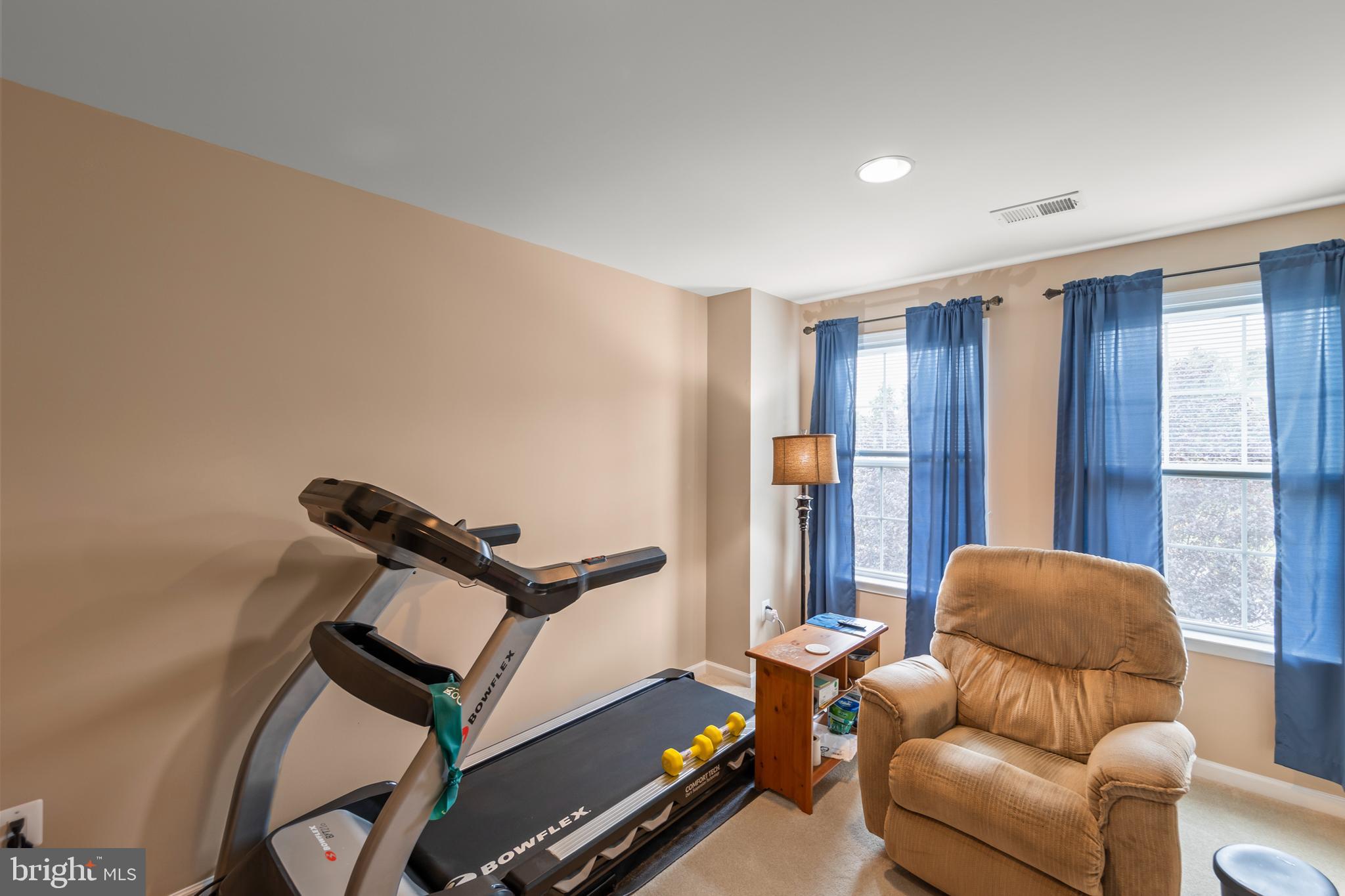 ROLLING HILLS ESTATES - Residential