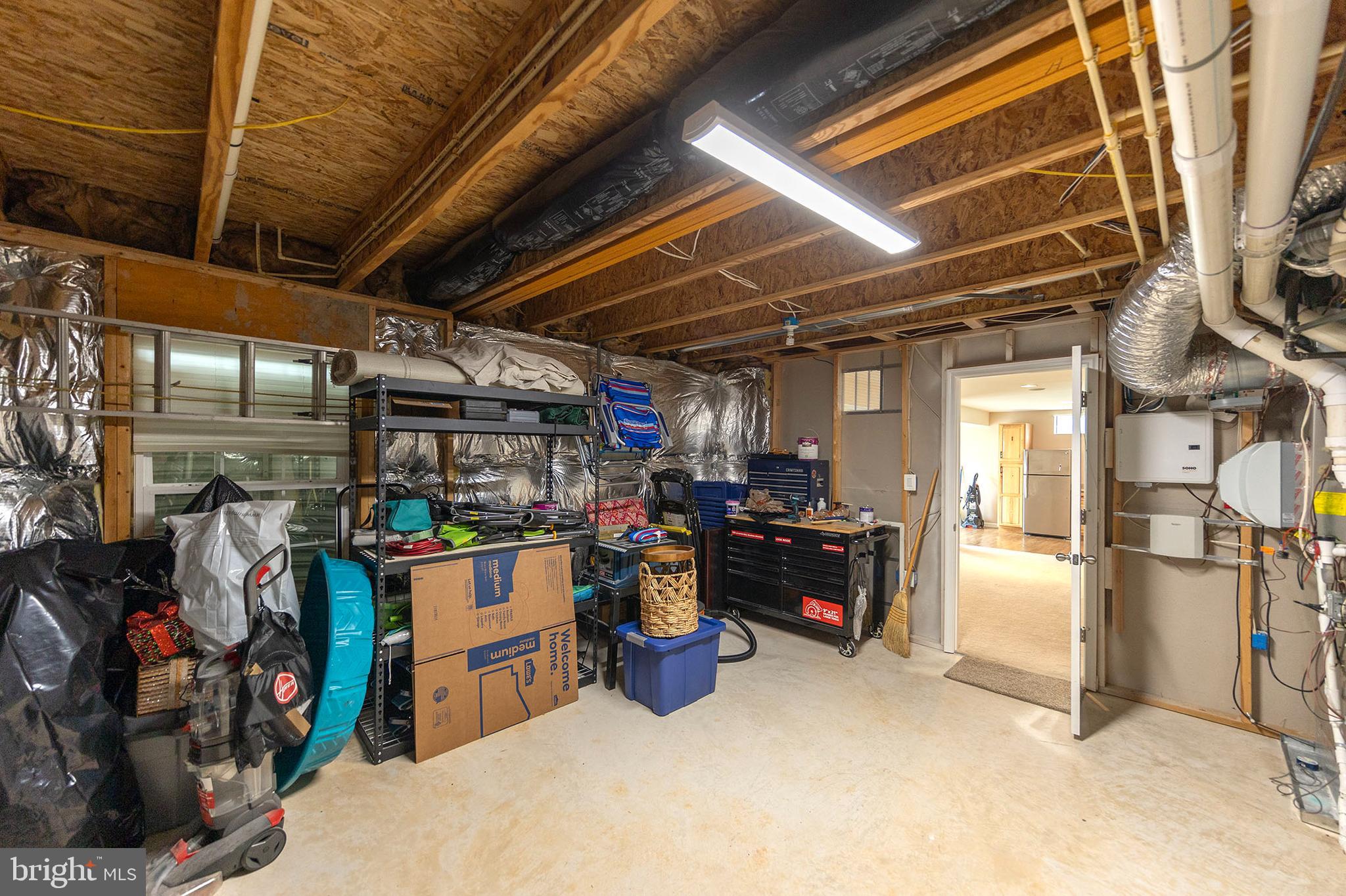 ROLLING HILLS ESTATES - Residential