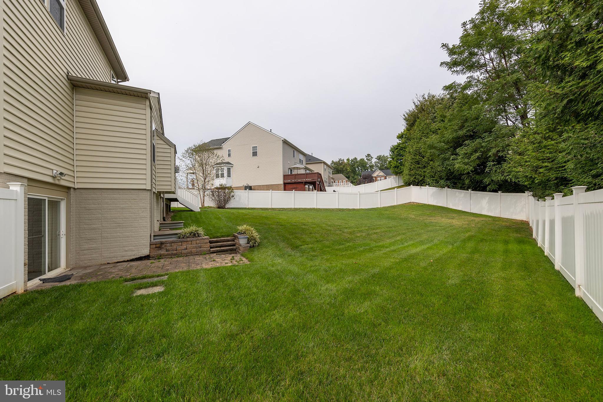 ROLLING HILLS ESTATES - Residential