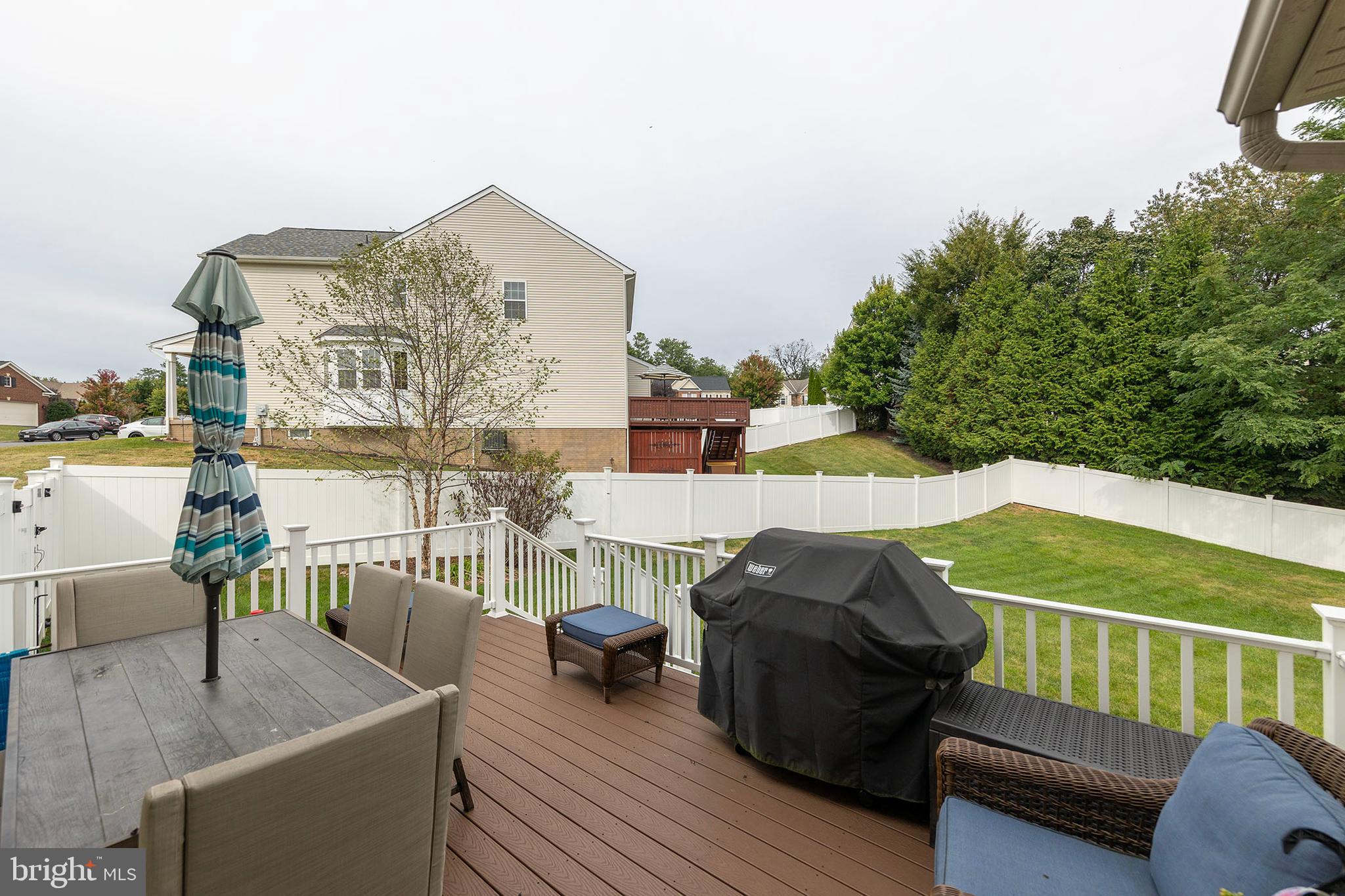 ROLLING HILLS ESTATES - Residential