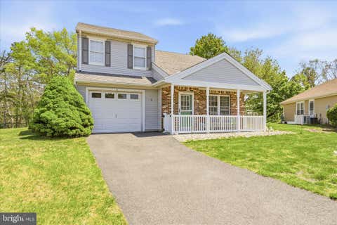 Homes For Sale - 5 Elm Court<br/> BARNEGAT, NJ 08005