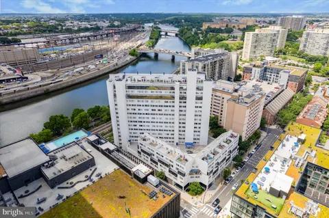 2301 Cherry Street Unit 3I, Philadelphia, PA 19103 - #: PAPH2422878