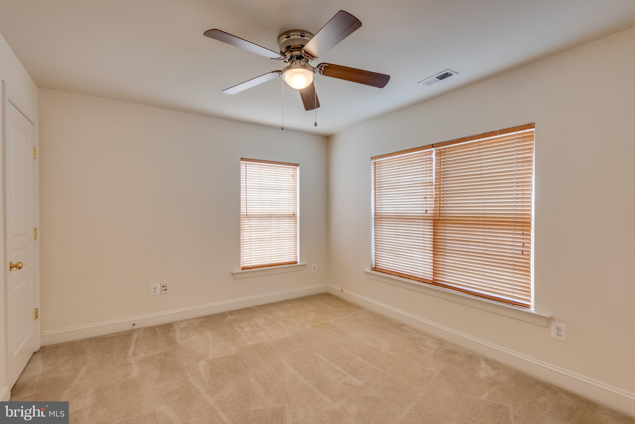 LEONARDS GRANT - Residential Lease