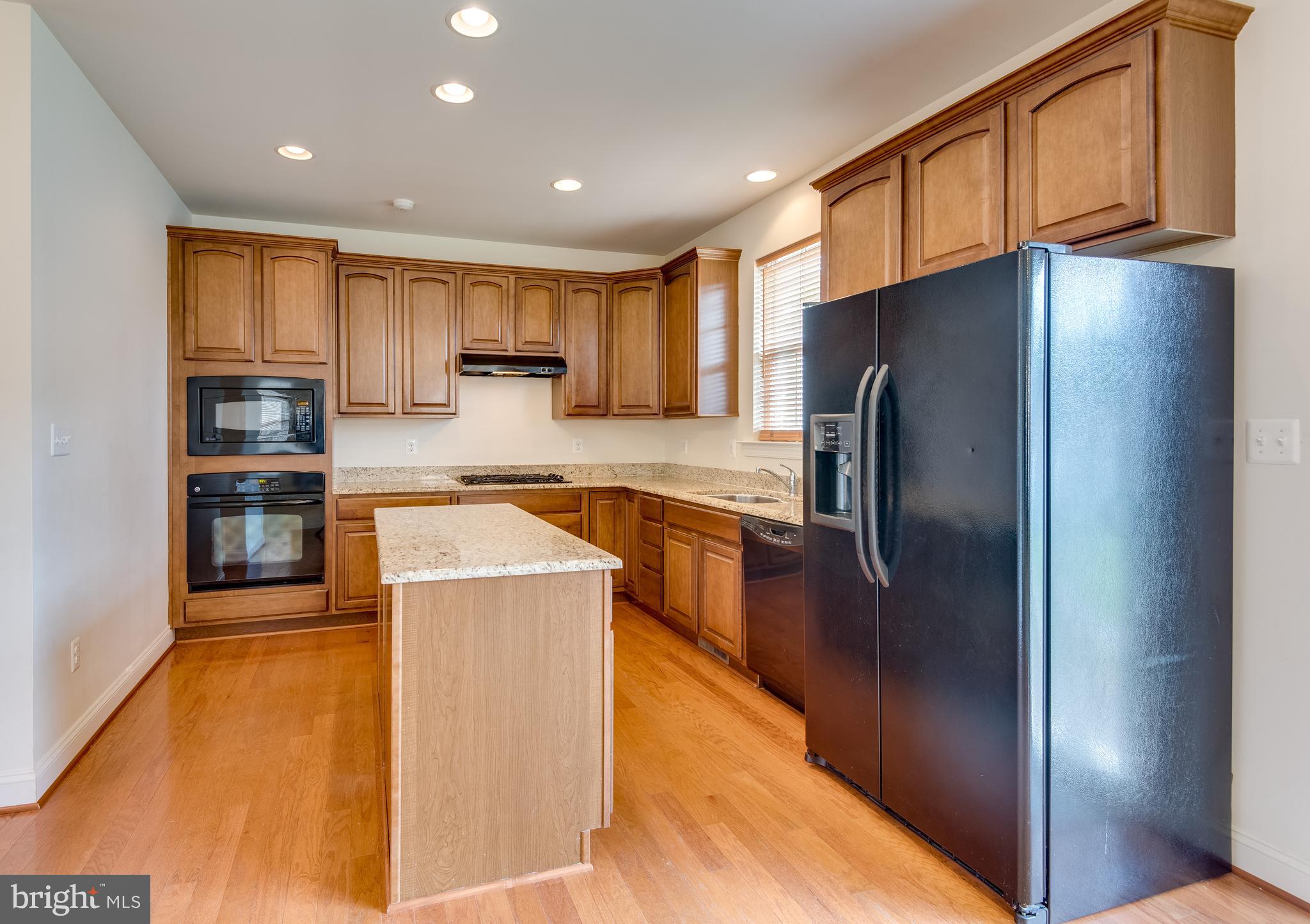 LEONARDS GRANT - Residential Lease