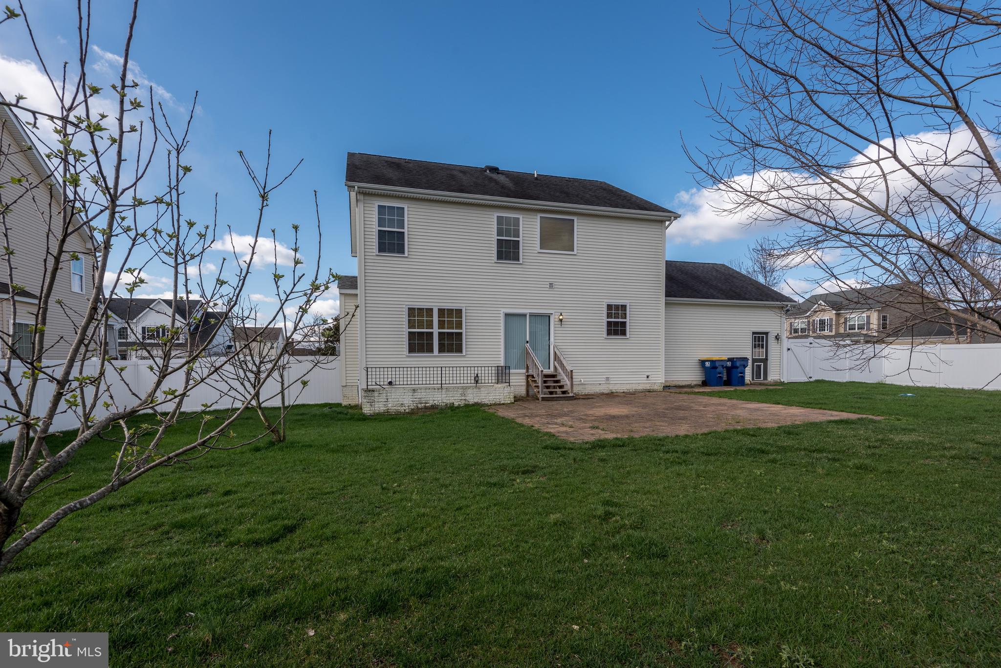 LEONARDS GRANT - Residential Lease