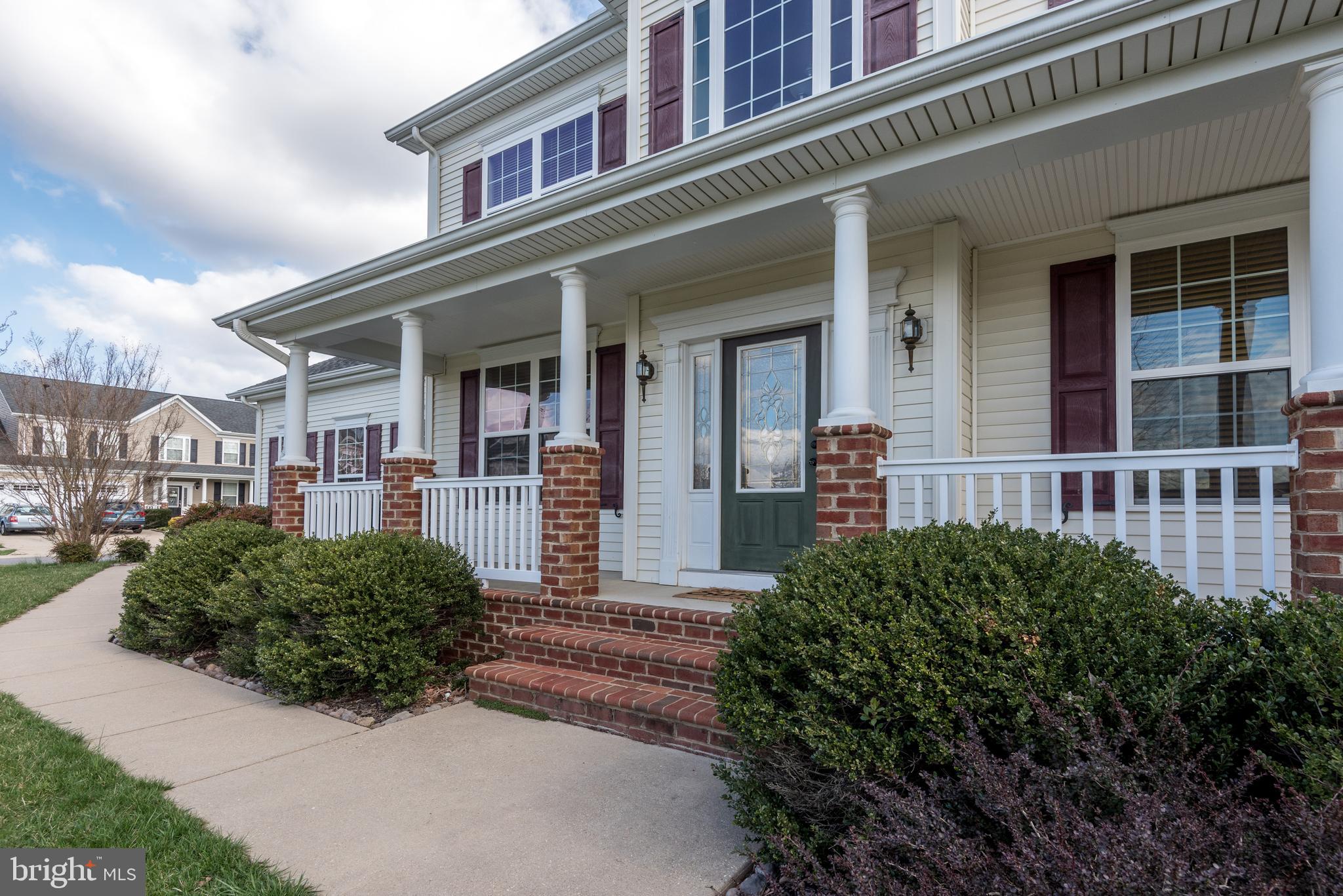 LEONARDS GRANT - Residential Lease