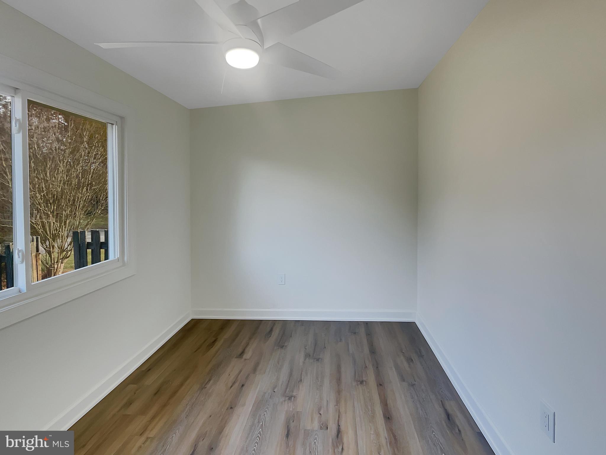 STONEYBROOKE - Residential