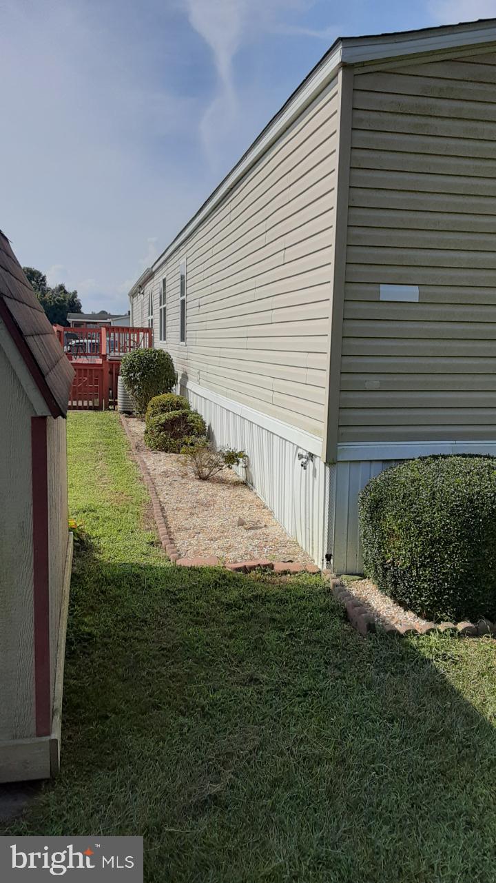 STRAWBERRY VILLAGE - Residential