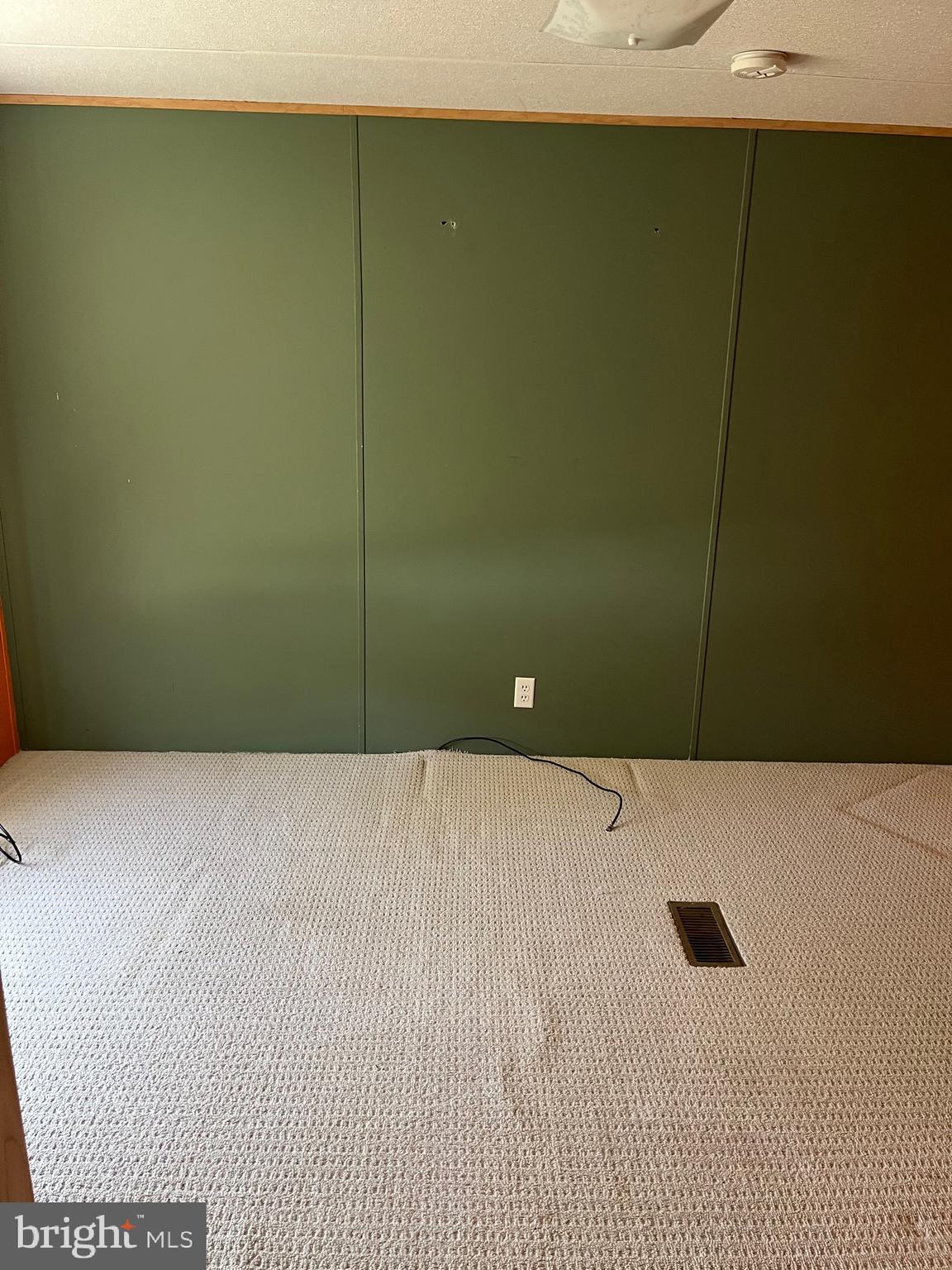 STRAWBERRY VILLAGE - Residential