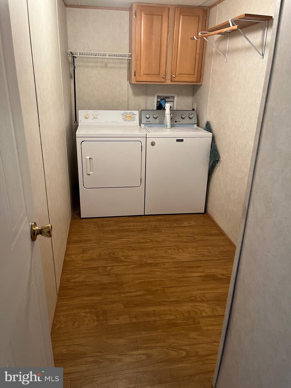 STRAWBERRY VILLAGE - Residential