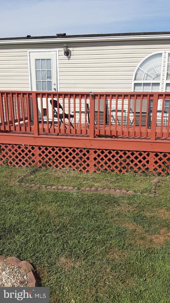 STRAWBERRY VILLAGE - Residential