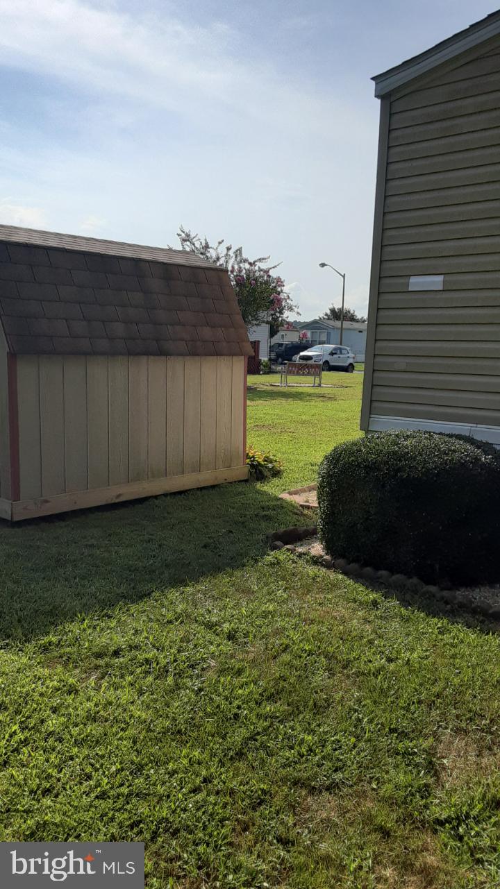 STRAWBERRY VILLAGE - Residential