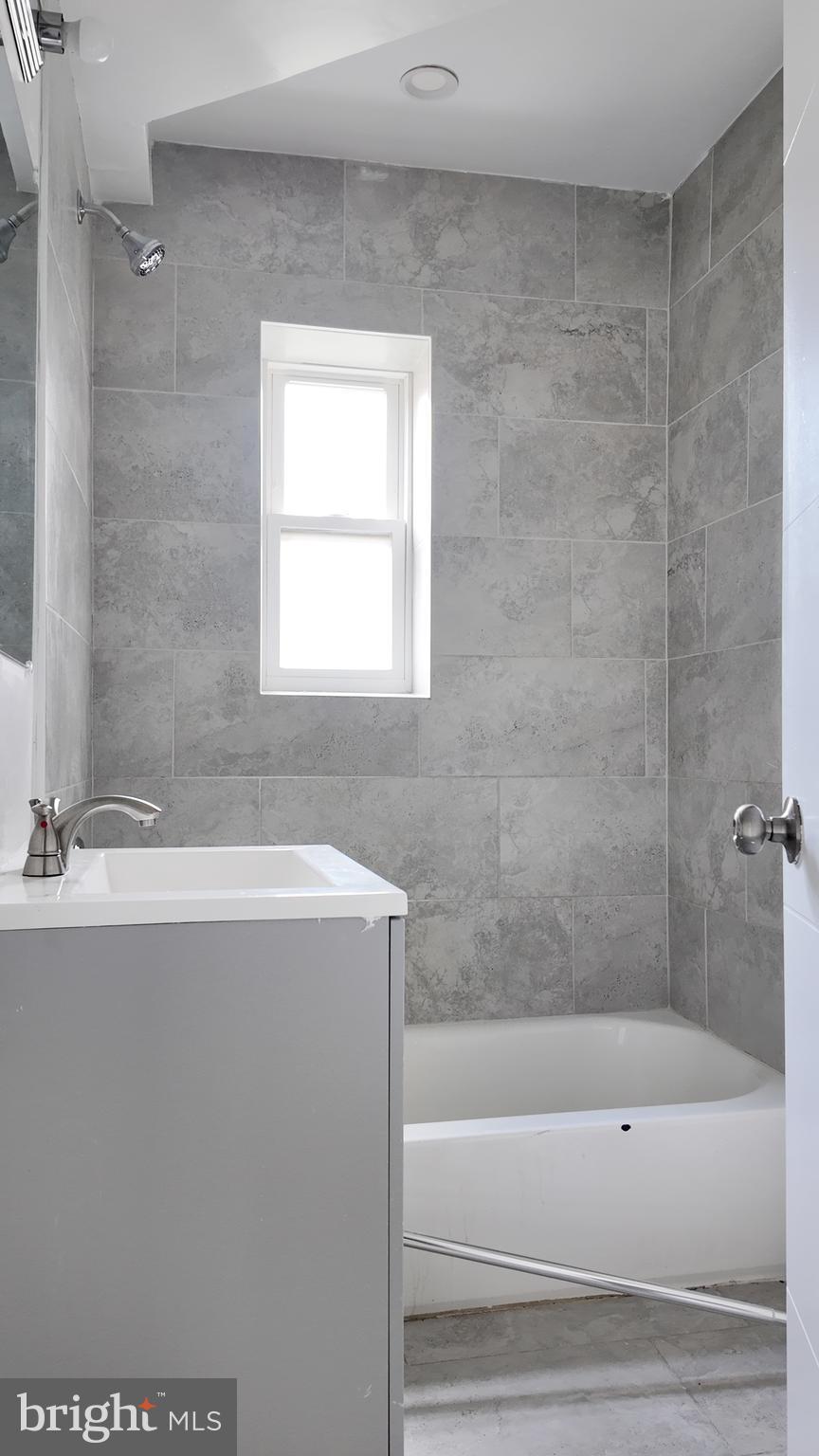 4306 HALLEY TERRACE PLACE SE 1