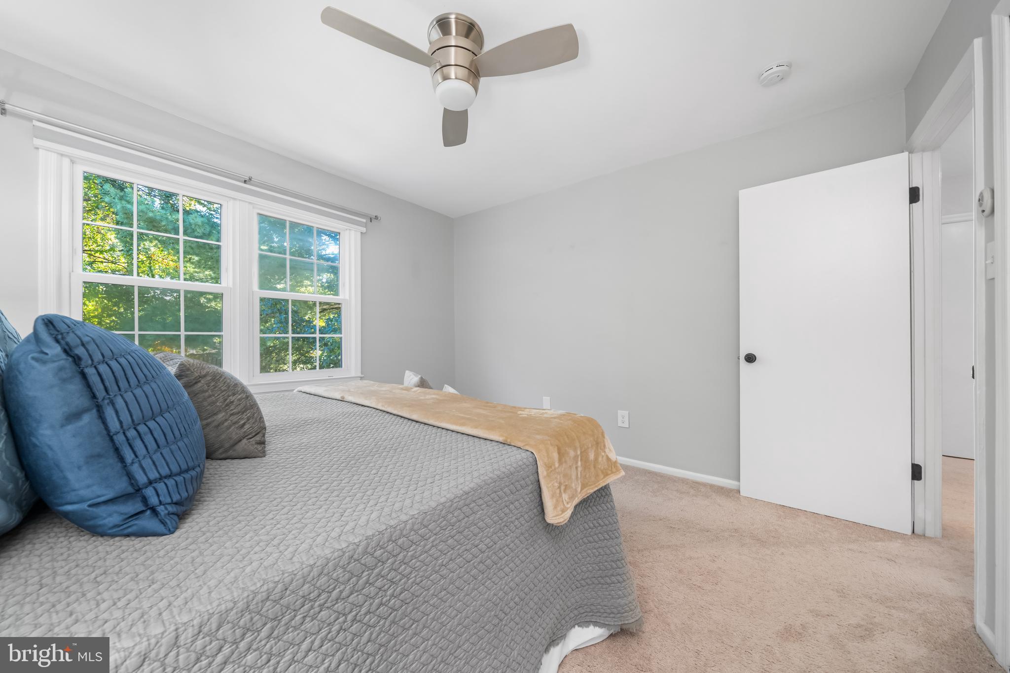 NEWINGTON STATION - Residential