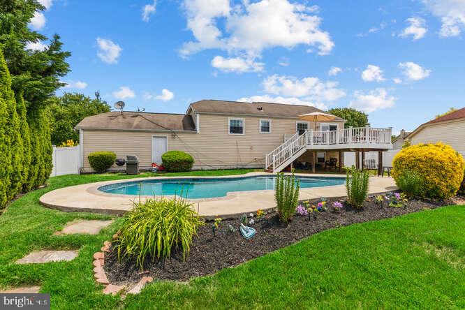 ARMFIELD FARMS - Residential