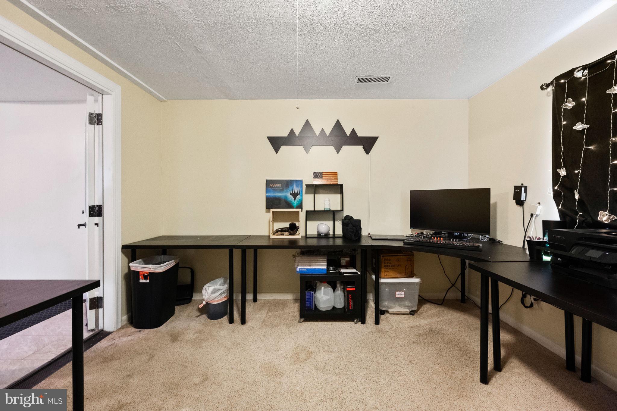 LOISDALE ESTATES - Residential