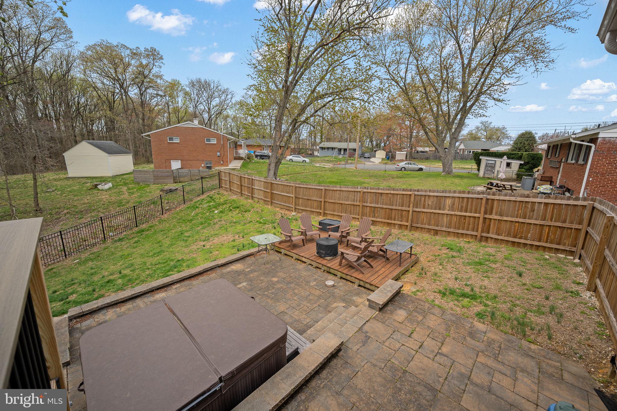 LOISDALE ESTATES - Residential