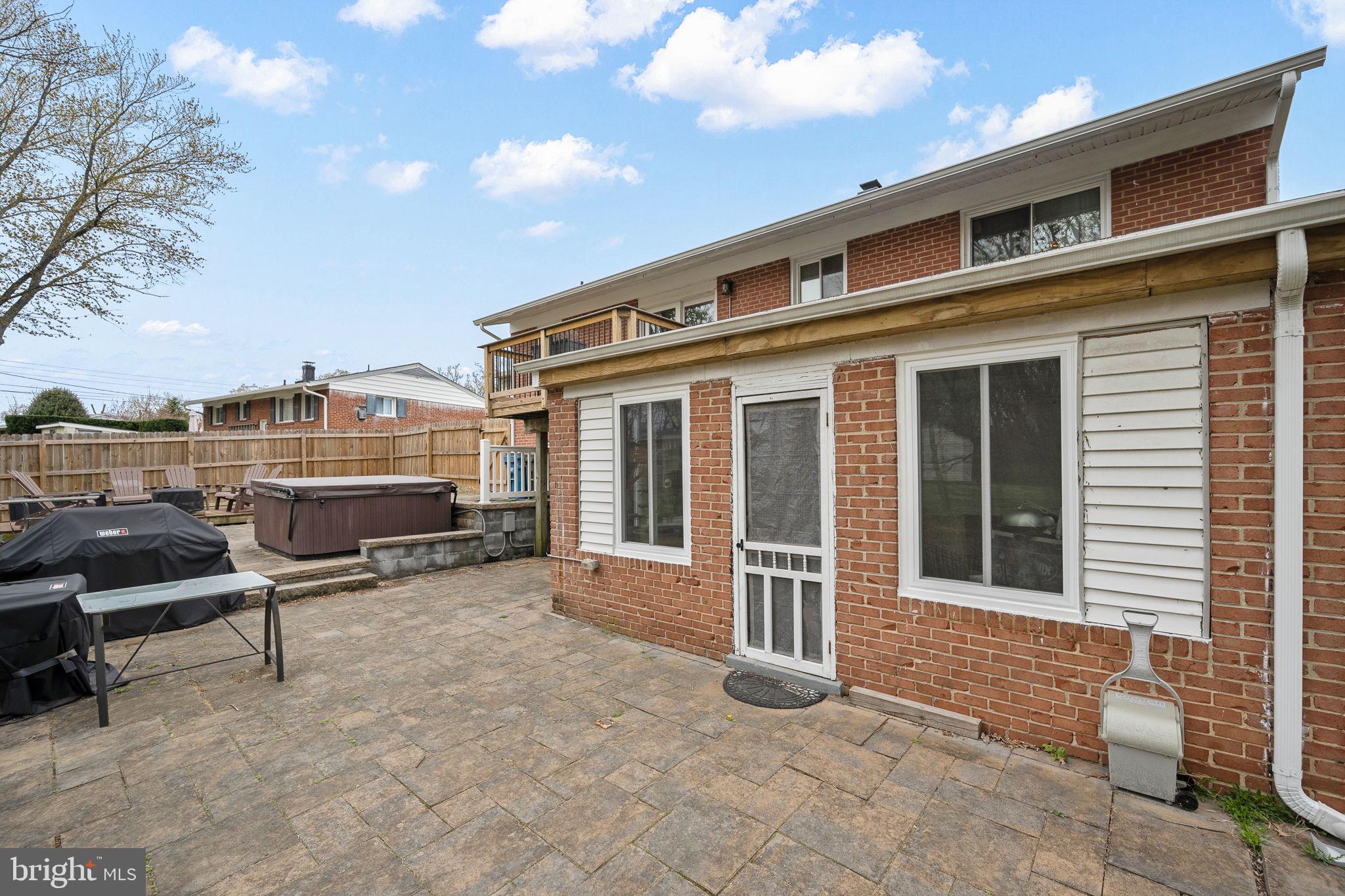 LOISDALE ESTATES - Residential