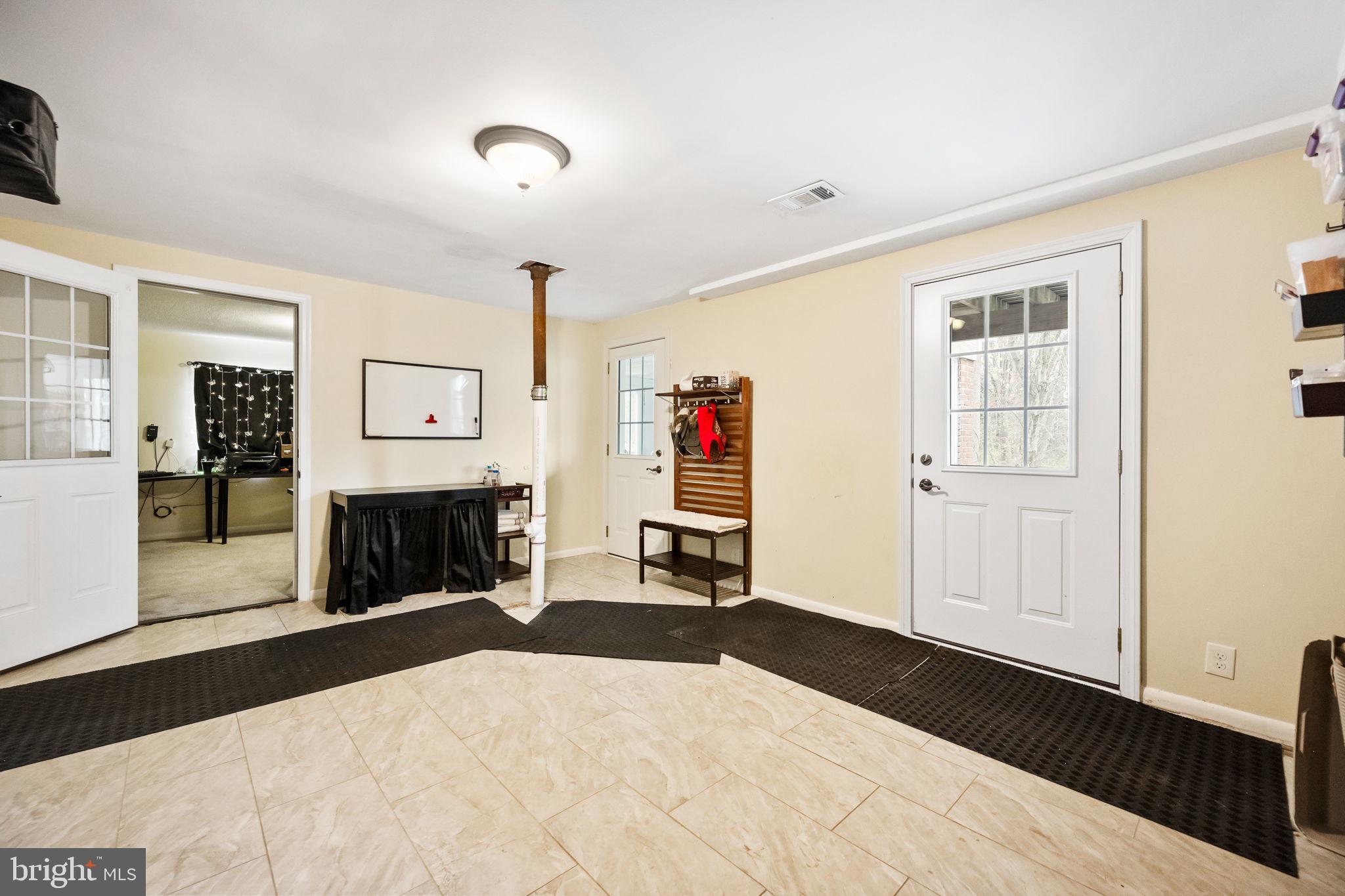 LOISDALE ESTATES - Residential