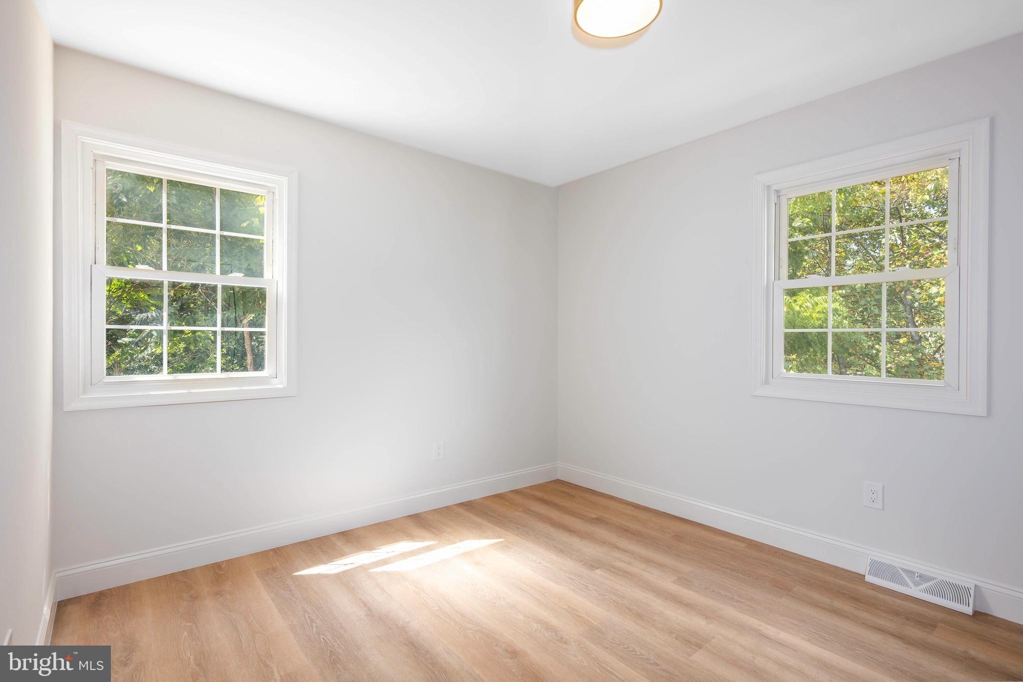 MONROVIA - Residential