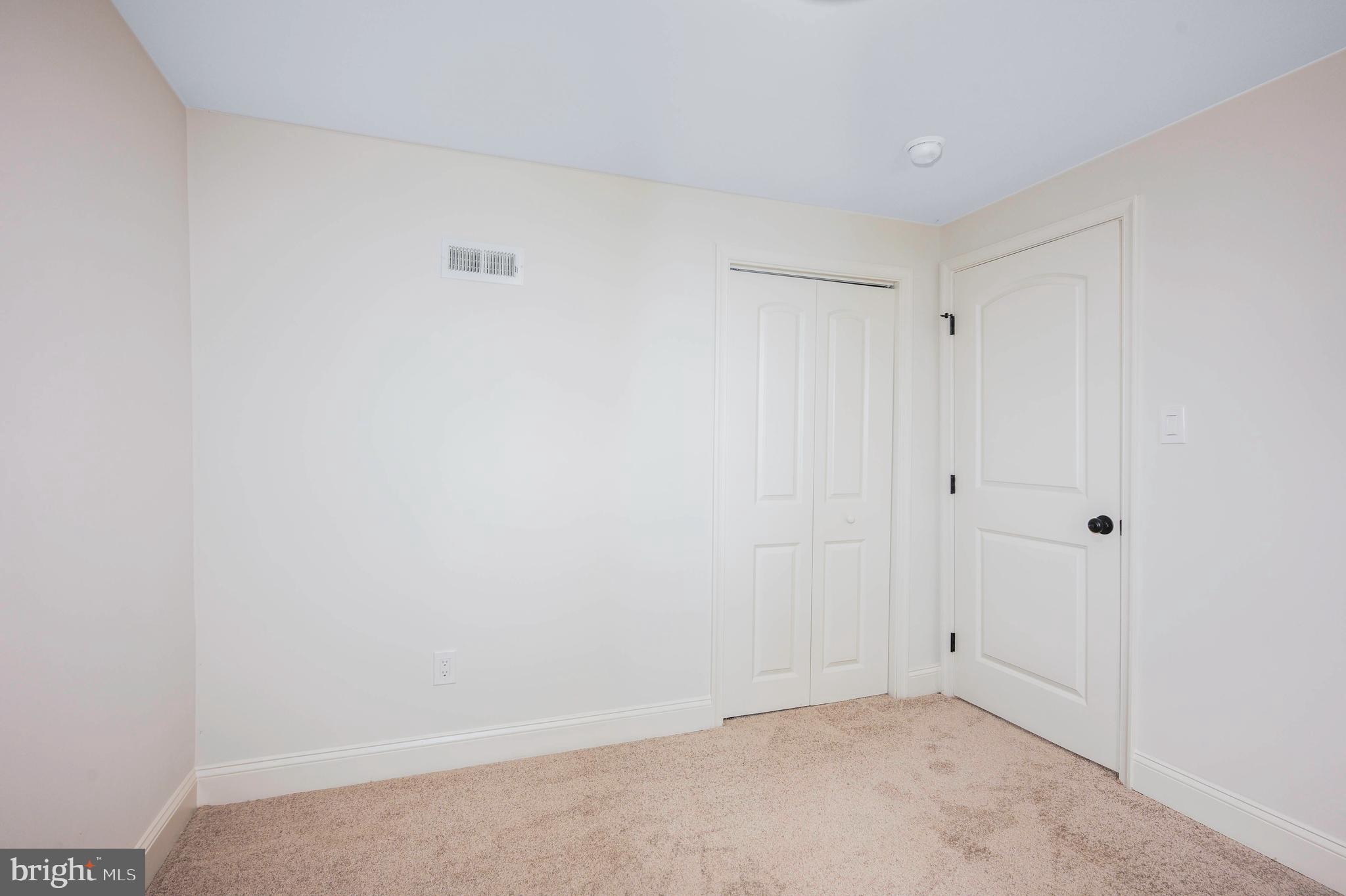 MONROVIA - Residential