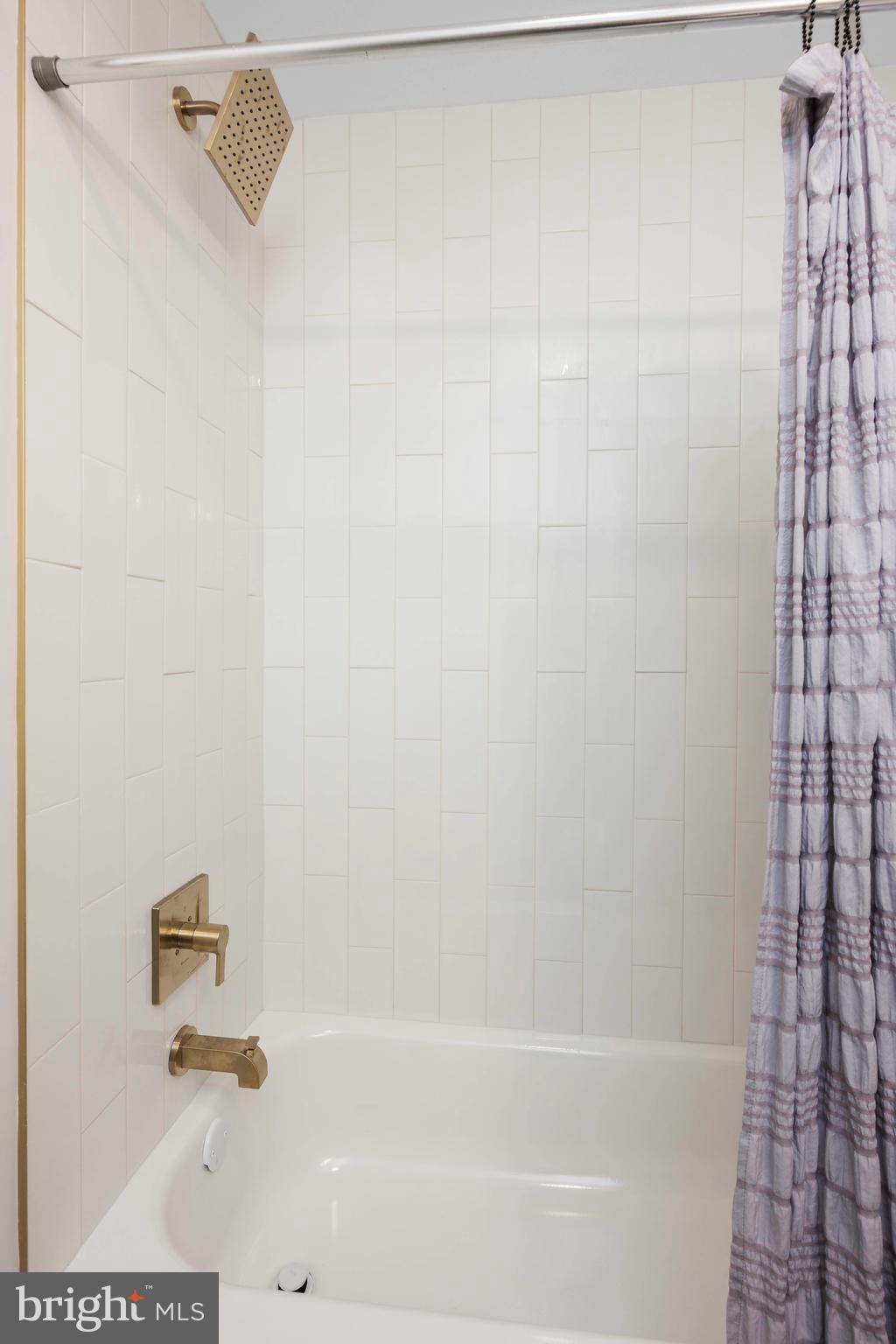 MONROVIA - Residential