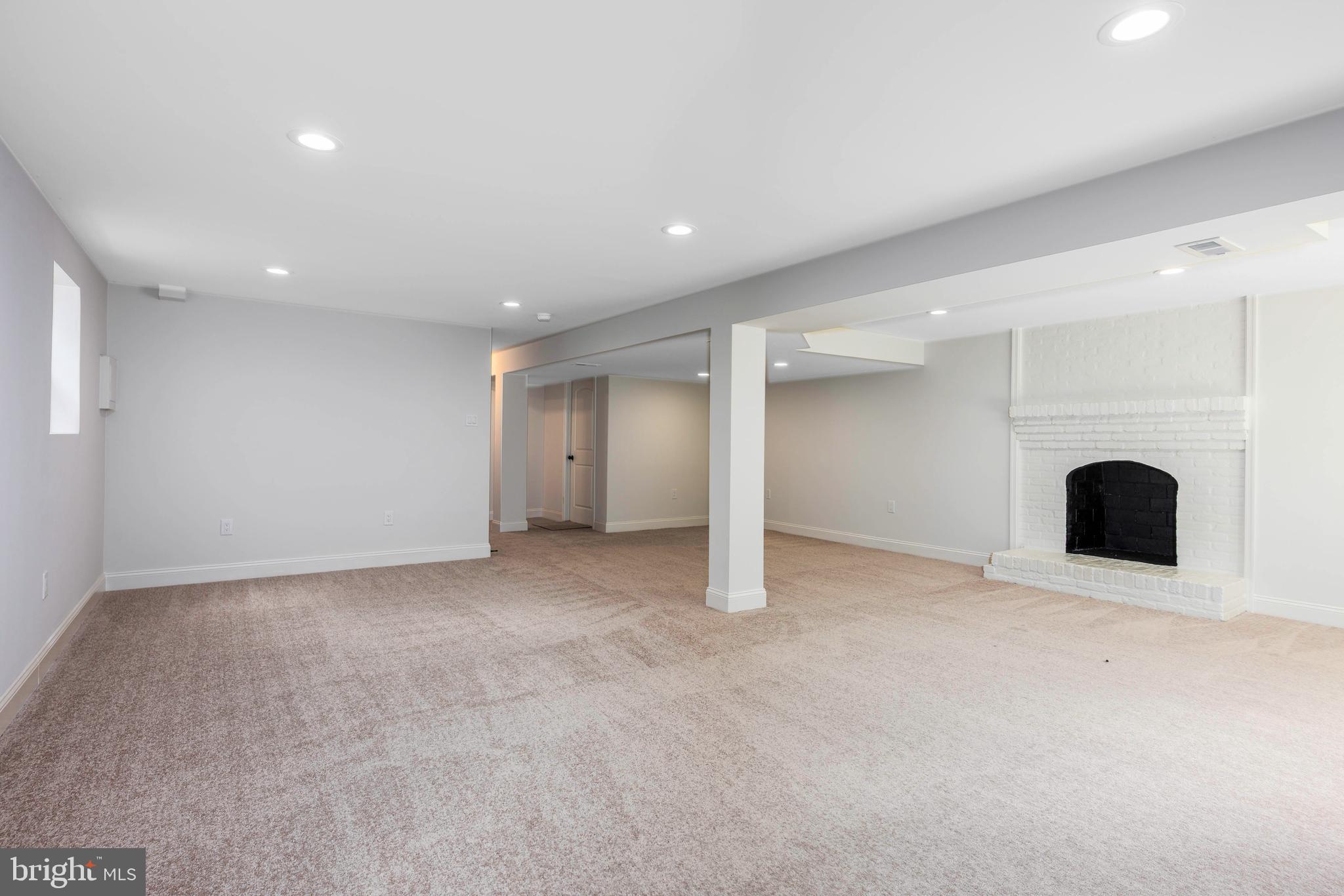 MONROVIA - Residential