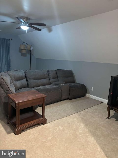 Homes For Rent - 5558 Deale Churchton Road<br/> CHURCHTON, MD 20733