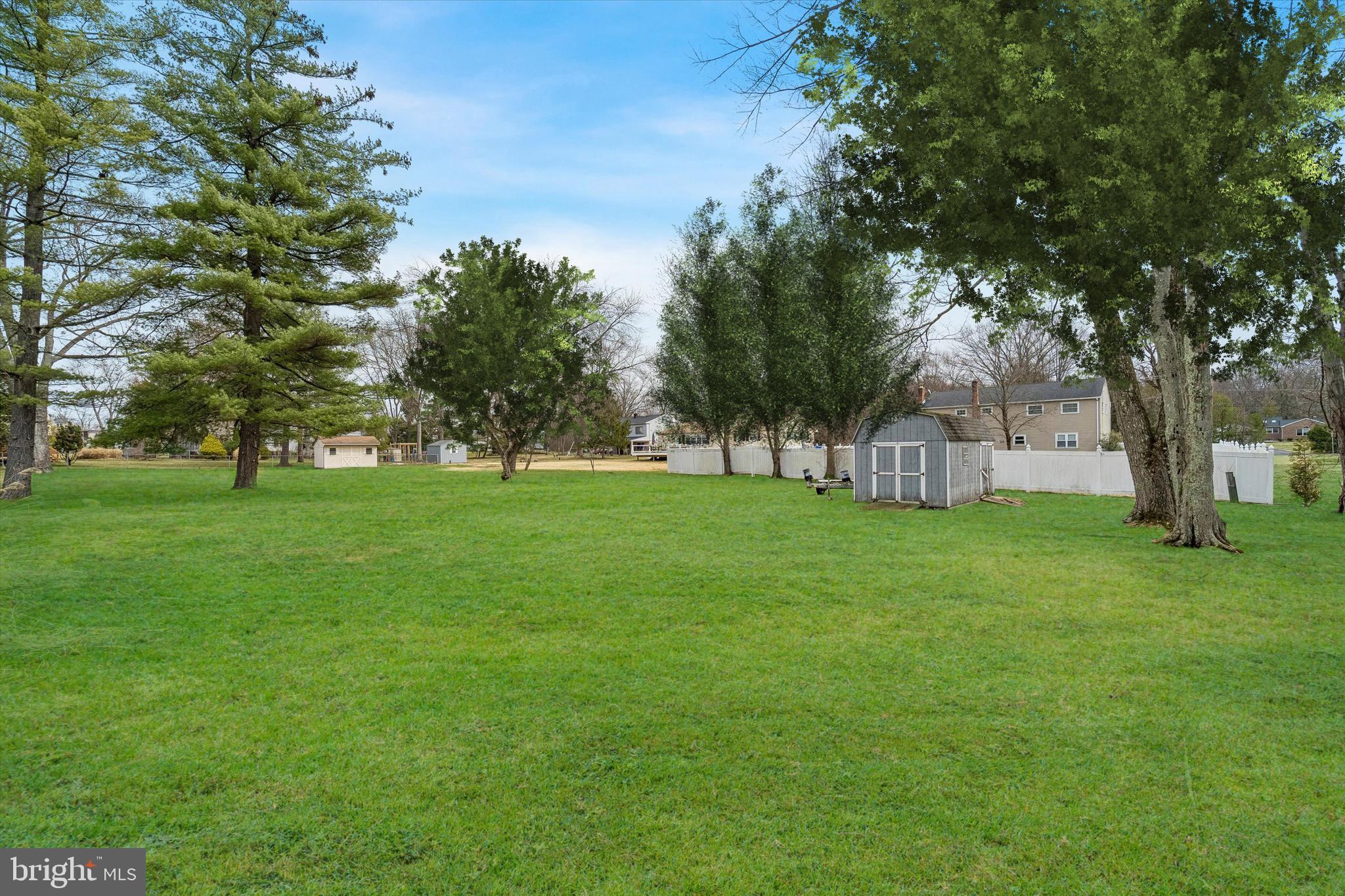 NORRITON WOODS - Residential