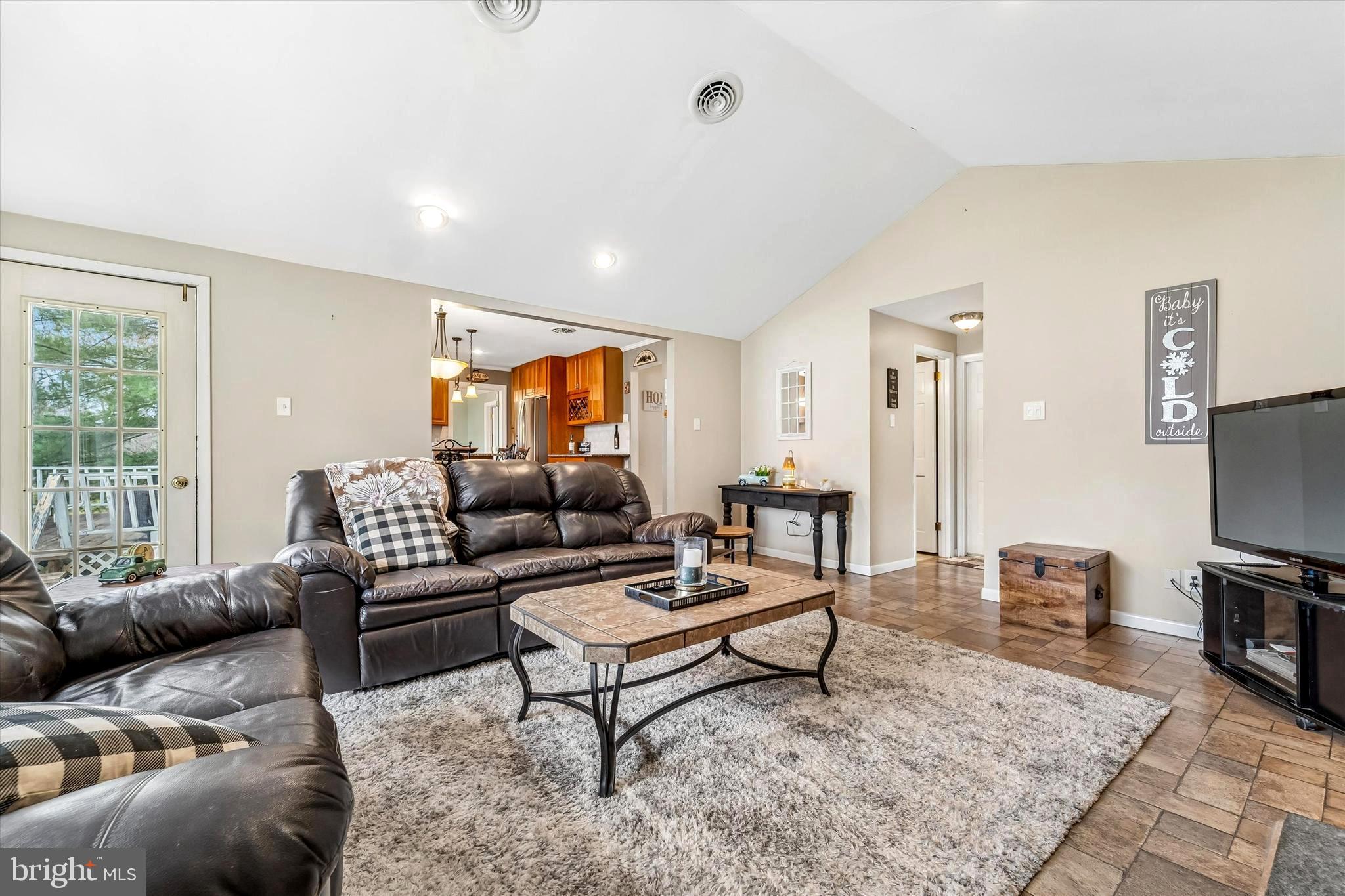 NORRITON WOODS - Residential