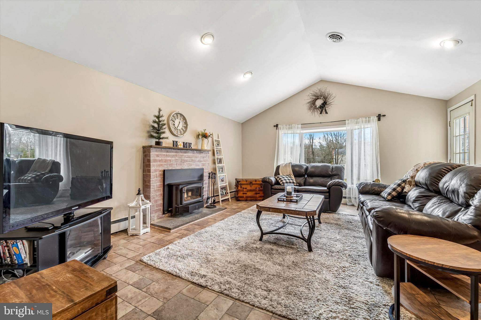 NORRITON WOODS - Residential