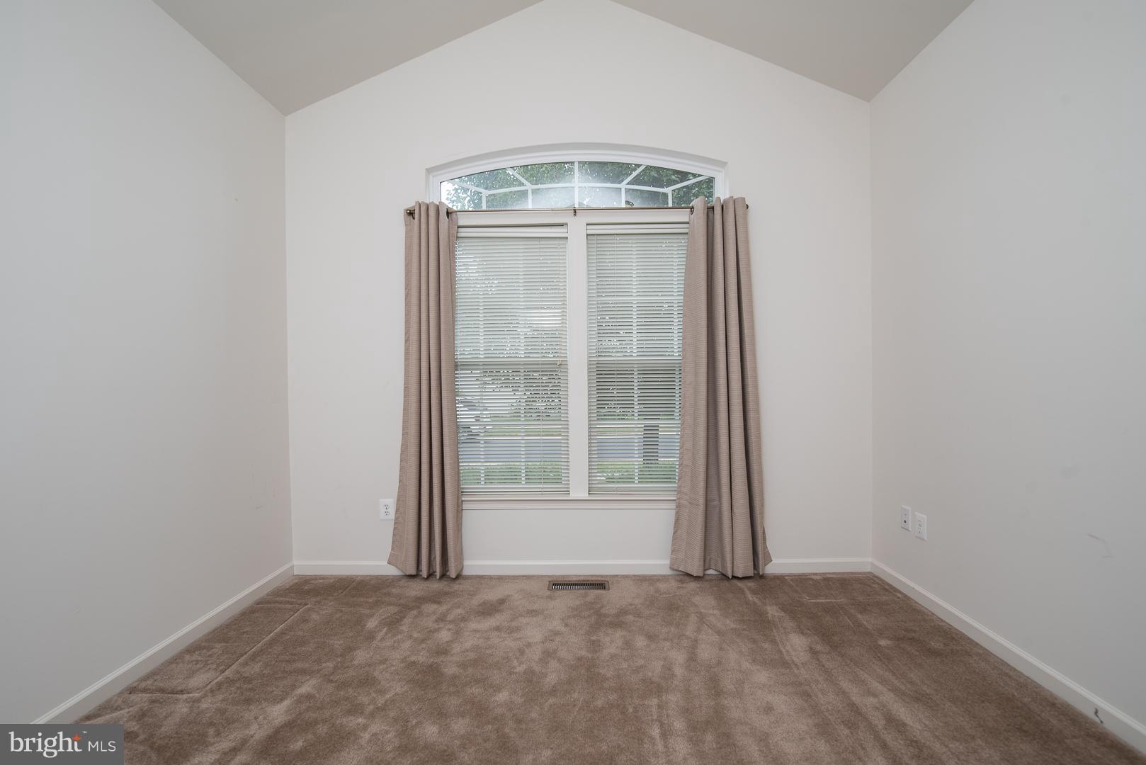 VIRGINIA HERITAGE AT LEE'S PARK - Residential