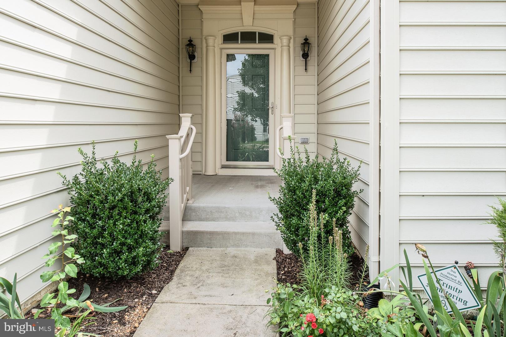 VIRGINIA HERITAGE AT LEE'S PARK - Residential