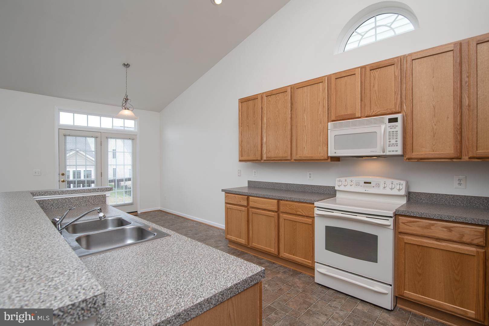 VIRGINIA HERITAGE AT LEE'S PARK - Residential