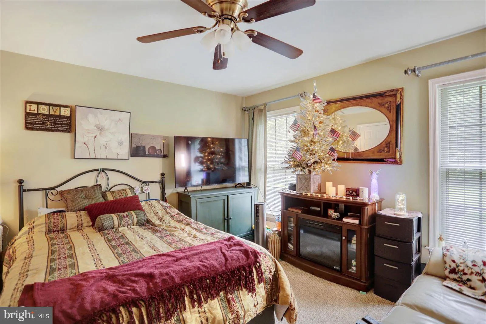 York, Pennsylvania 17406, United States, 3 Bedrooms Bedrooms, ,3 BathroomsBathrooms,Residential,Pending,135722