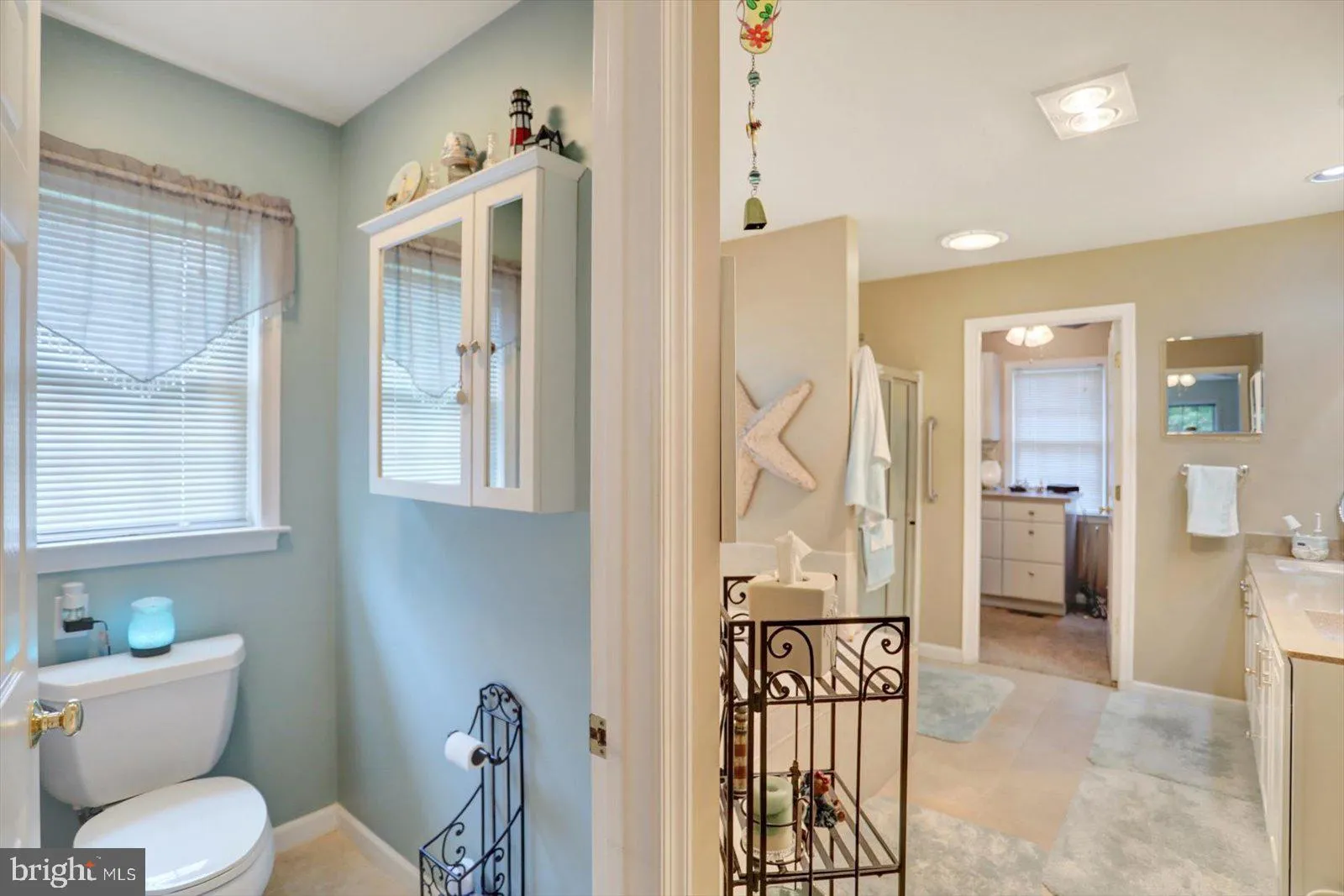 York, Pennsylvania 17406, United States, 3 Bedrooms Bedrooms, ,3 BathroomsBathrooms,Residential,Pending,135722