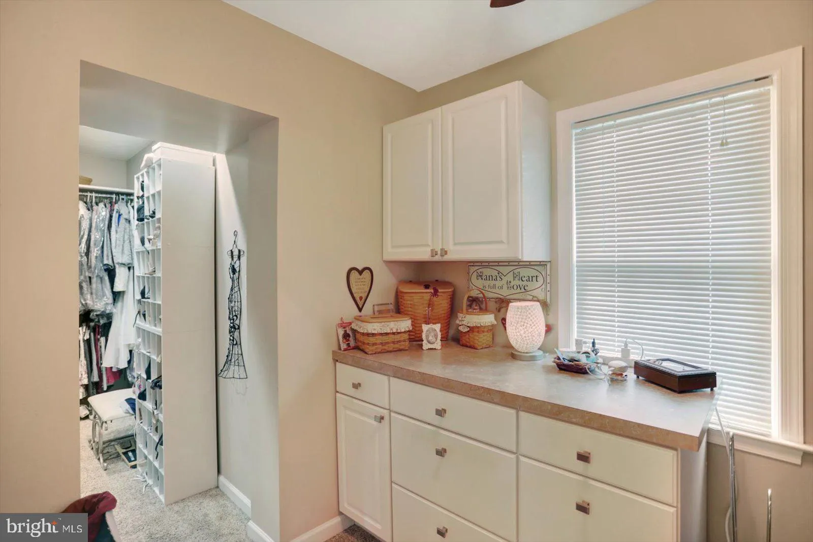 York, Pennsylvania 17406, United States, 3 Bedrooms Bedrooms, ,3 BathroomsBathrooms,Residential,Pending,135722