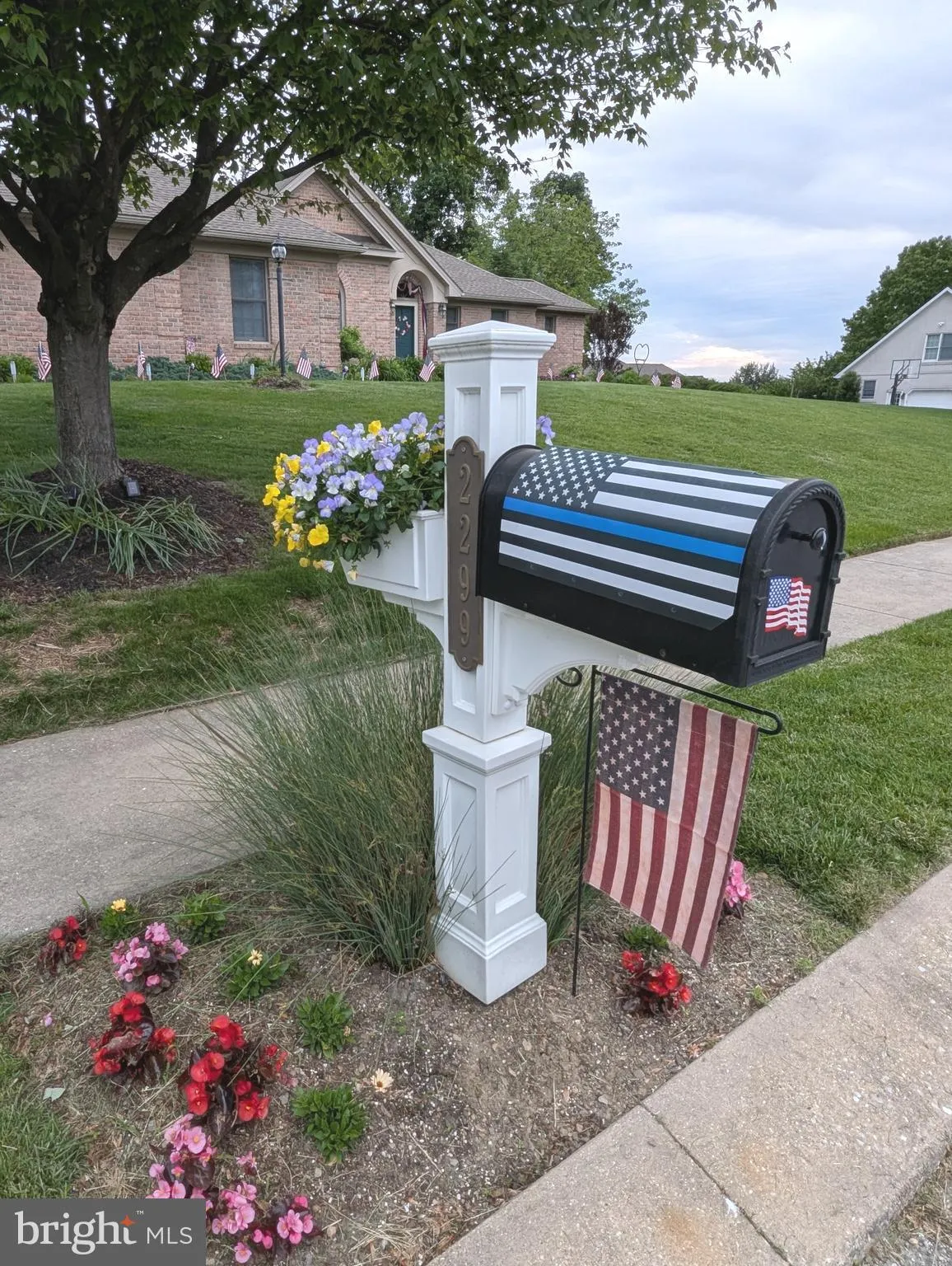 York, Pennsylvania 17406, United States, 3 Bedrooms Bedrooms, ,3 BathroomsBathrooms,Residential,Pending,135722