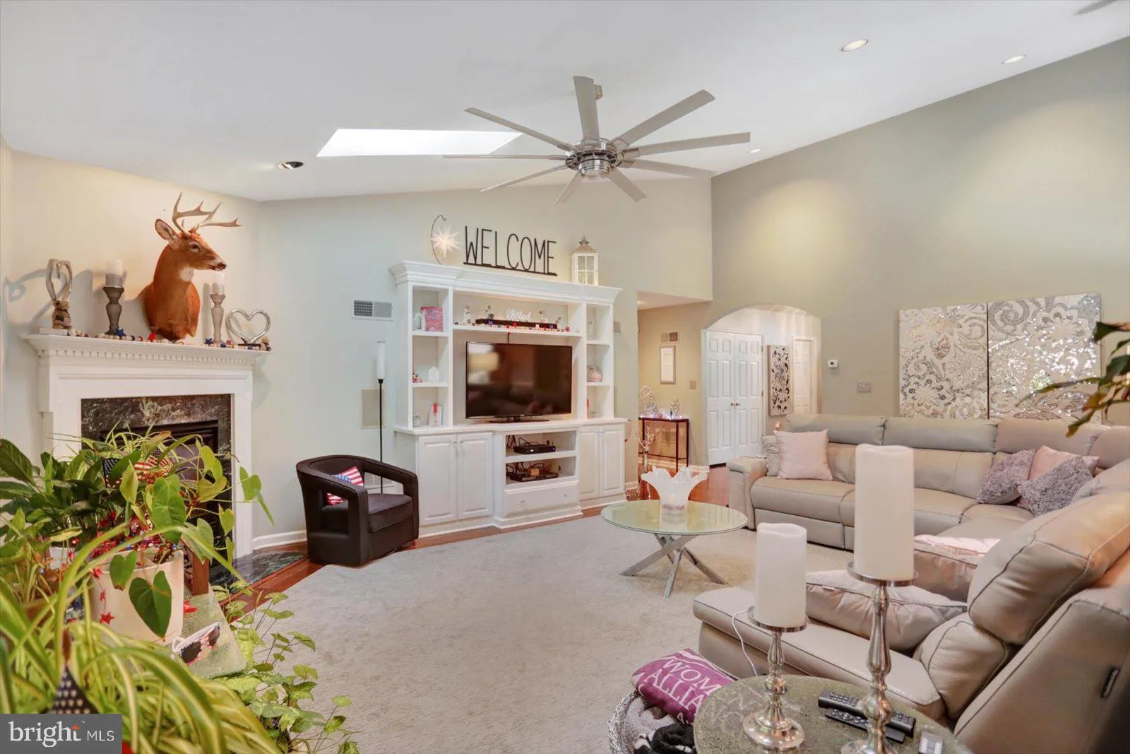 York, Pennsylvania 17406, United States, 3 Bedrooms Bedrooms, ,3 BathroomsBathrooms,Residential,Pending,135722