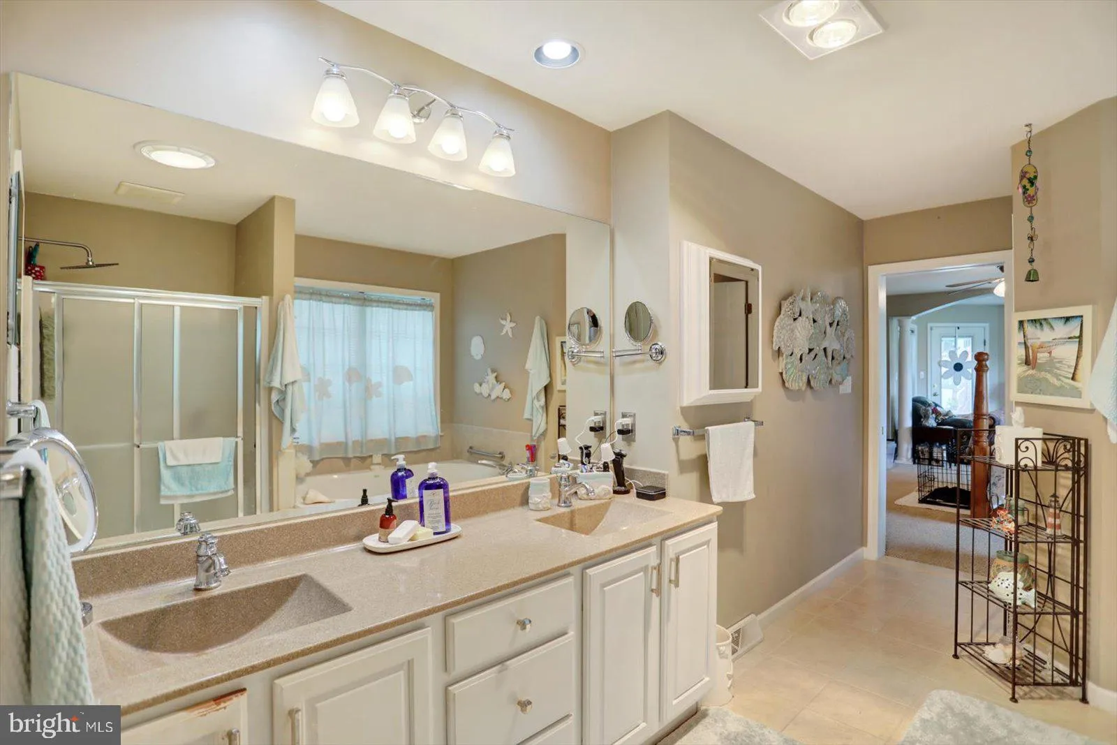 York, Pennsylvania 17406, United States, 3 Bedrooms Bedrooms, ,3 BathroomsBathrooms,Residential,Pending,135722