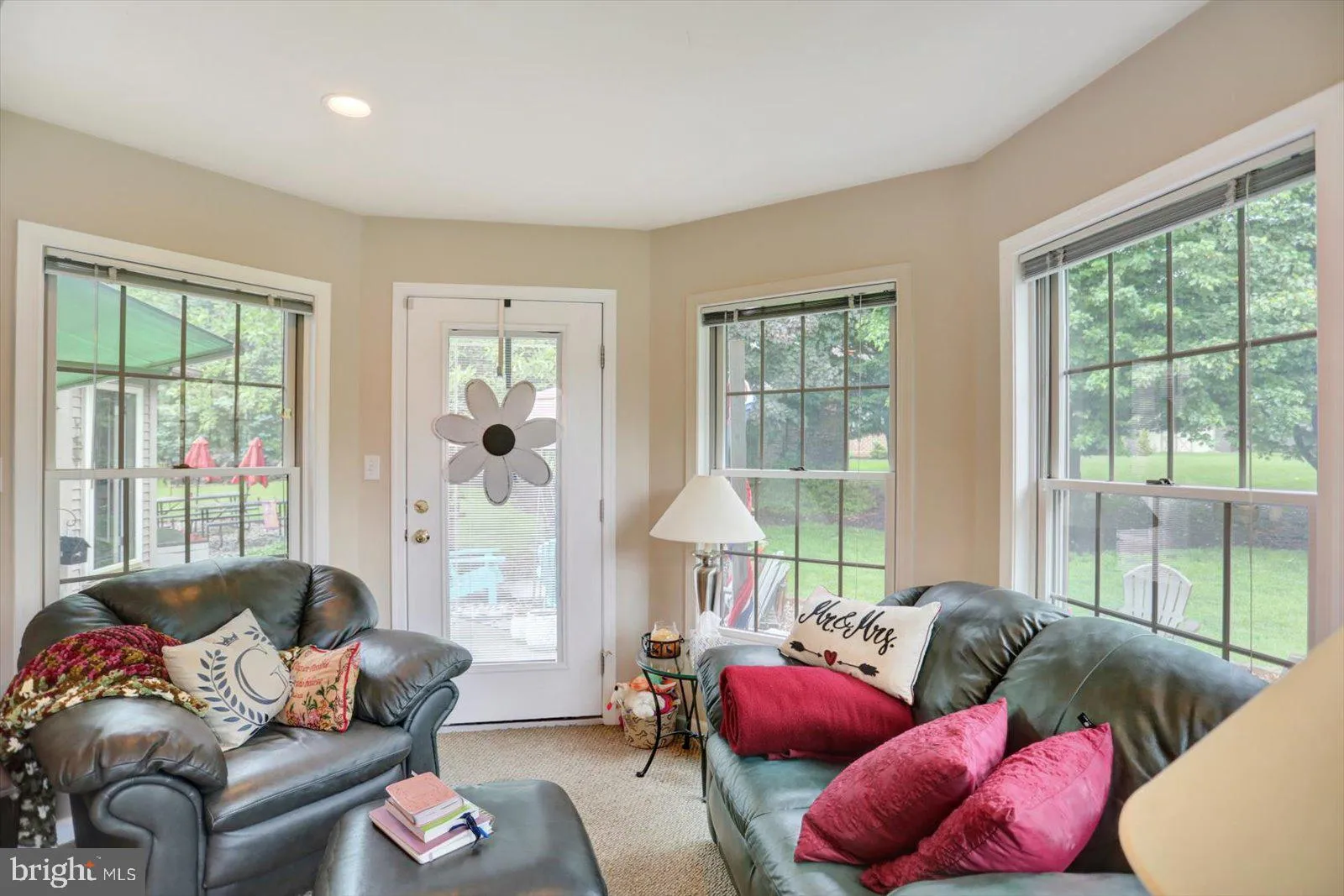 York, Pennsylvania 17406, United States, 3 Bedrooms Bedrooms, ,3 BathroomsBathrooms,Residential,Pending,135722