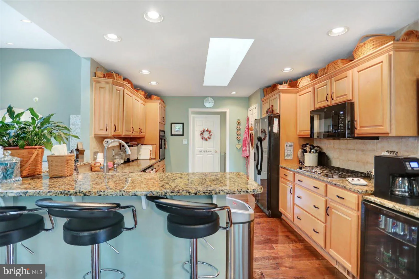 York, Pennsylvania 17406, United States, 3 Bedrooms Bedrooms, ,3 BathroomsBathrooms,Residential,Pending,135722